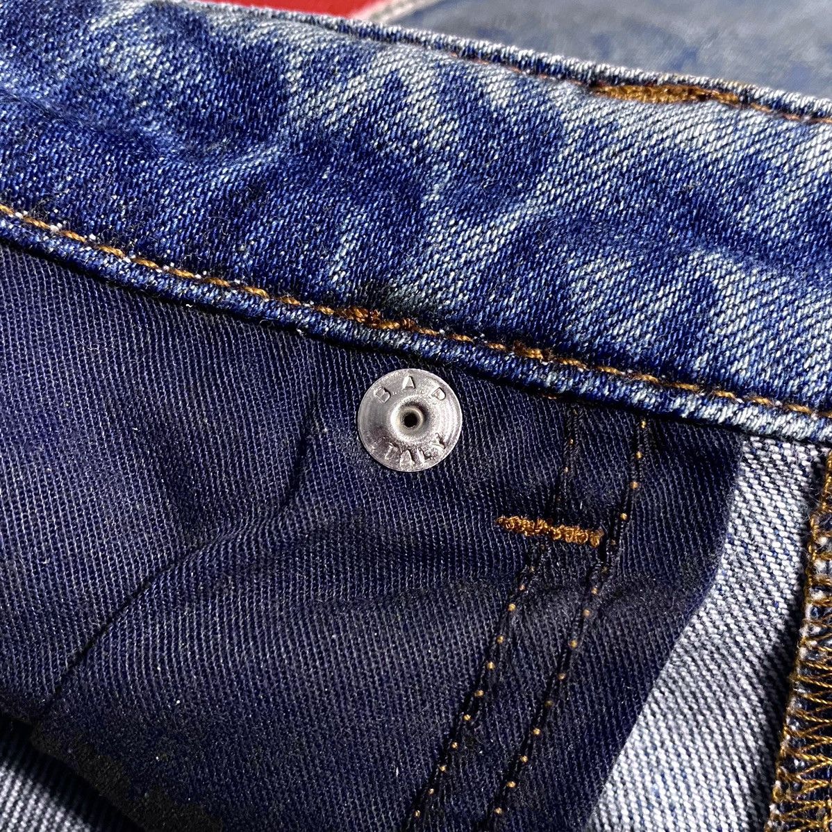 Alexander McQueen 2018 Alexander McQueen Side Stripe Washed Skinny Jeans Denim Size 26" / US 2 / IT 38 - 14 Thumbnail