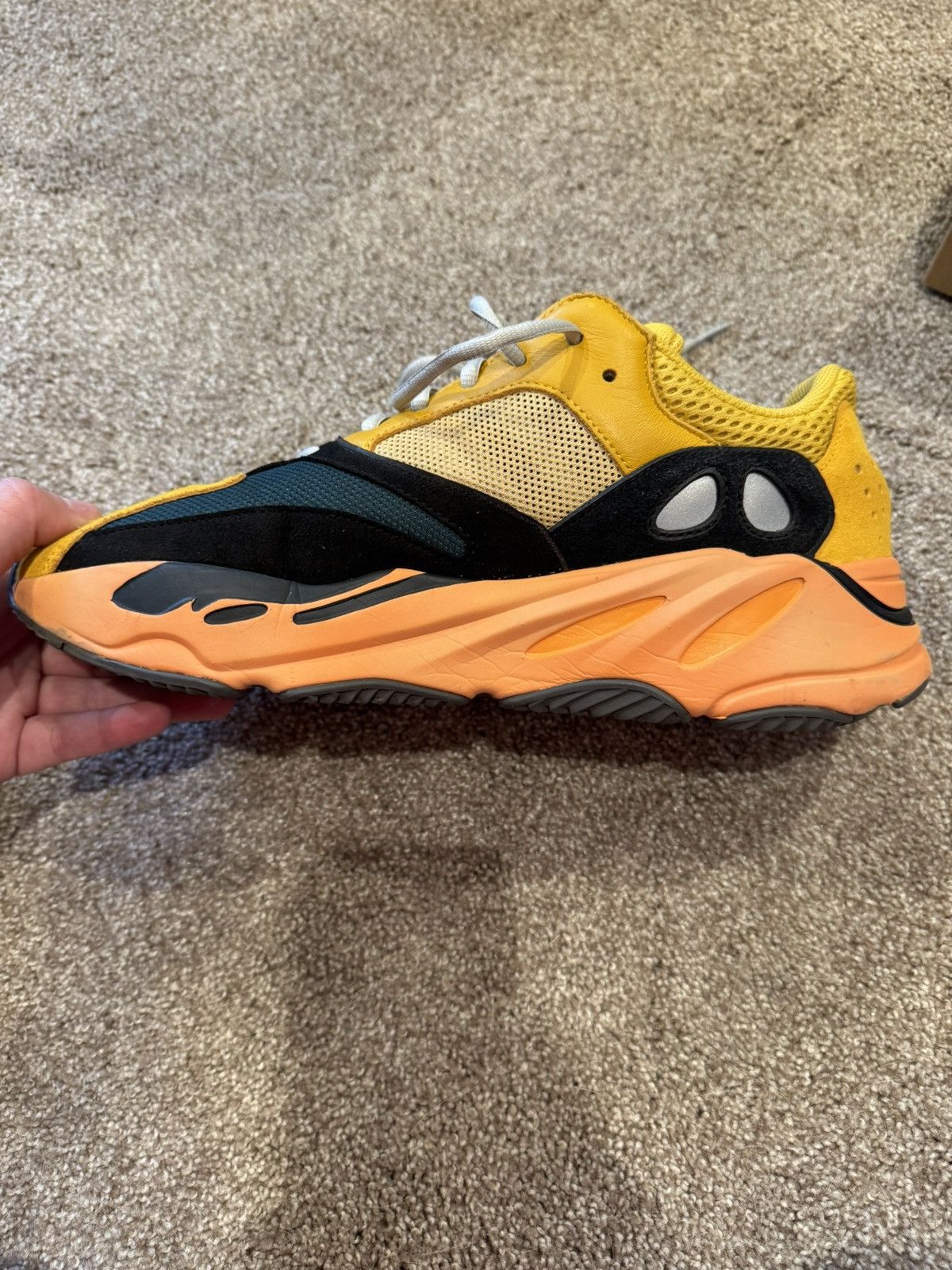 Adidas × Kanye West Yeezy boost 700 Sun Size US 12 / EU 45 - 15 Thumbnail