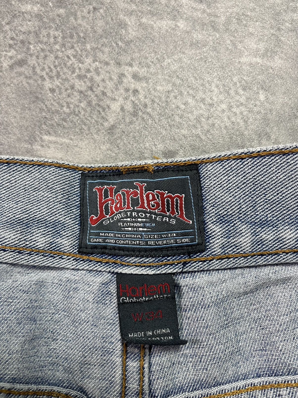 Fubu Platinum Fubu Harlem Globetrotters Printed Baggy Denim Jorts Size US 34 / EU 50 - 9 Thumbnail
