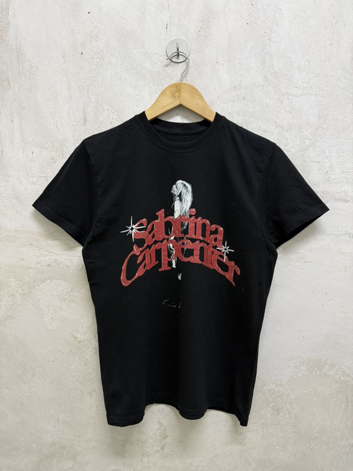 Tultex Sabrina Carpenter Sexy Solo Pop Singer Tees Size M / US 6-8 / IT 42-44 - 1 Thumbnail
