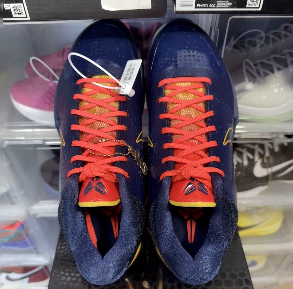 Nike Kobe 5 Protro Indian fever Size US 9.5 / EU 42-43 - 7 Thumbnail