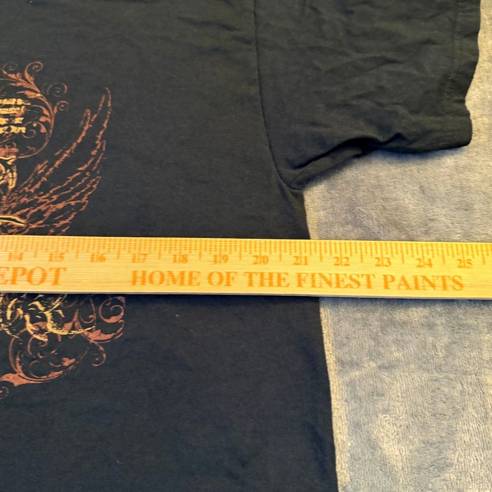 Gildan Gildan Heavy Cotton Graphic T Shirt Mens Large Black Wings Skull Design Size US L / EU 52-54 / 3 - 7 Thumbnail