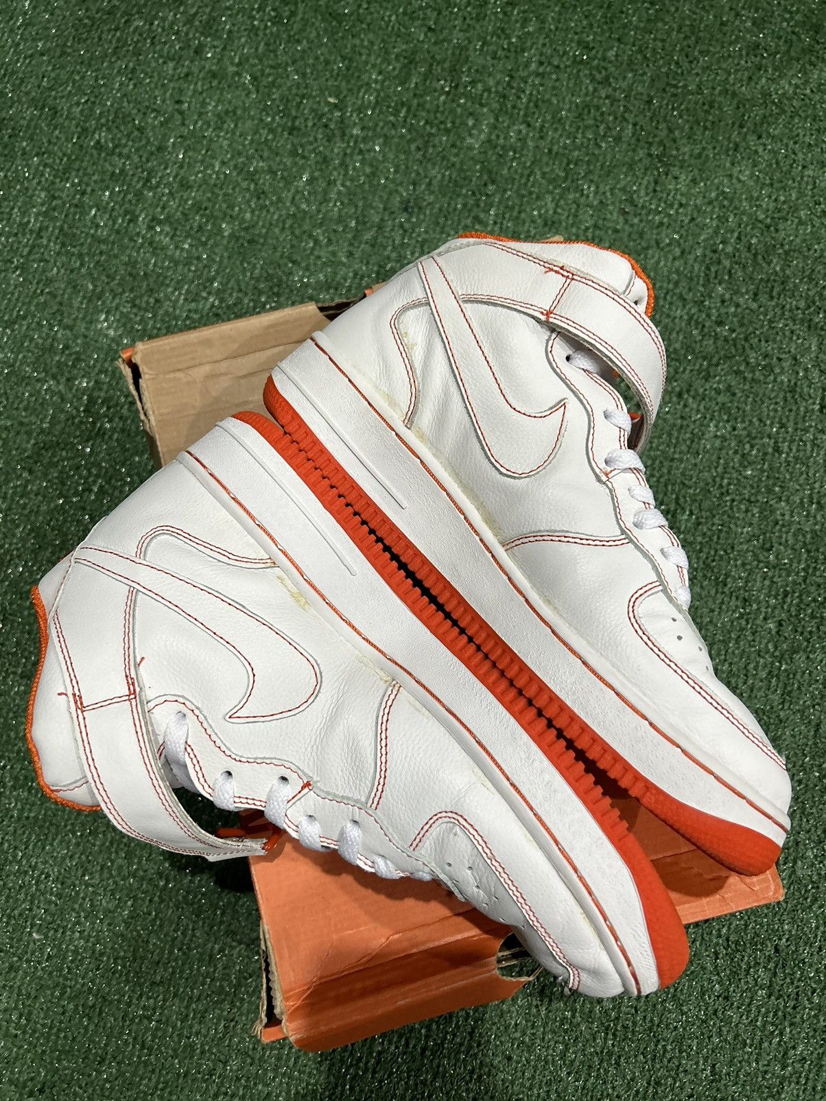 Nike × Vintage RARE 2002 Nike Air Force 1 safety orange 9.5 Size US 9.5 / EU 42-43 - 3 Thumbnail