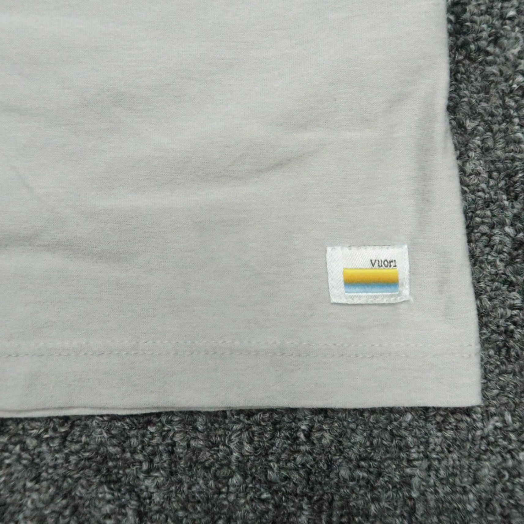 Vuori Vuori Shirt Mens Extra Large Gray Strato Tech Short Sleeve Polo Lightweight V188 Size US XL / EU 56 / 4 - 4 Thumbnail