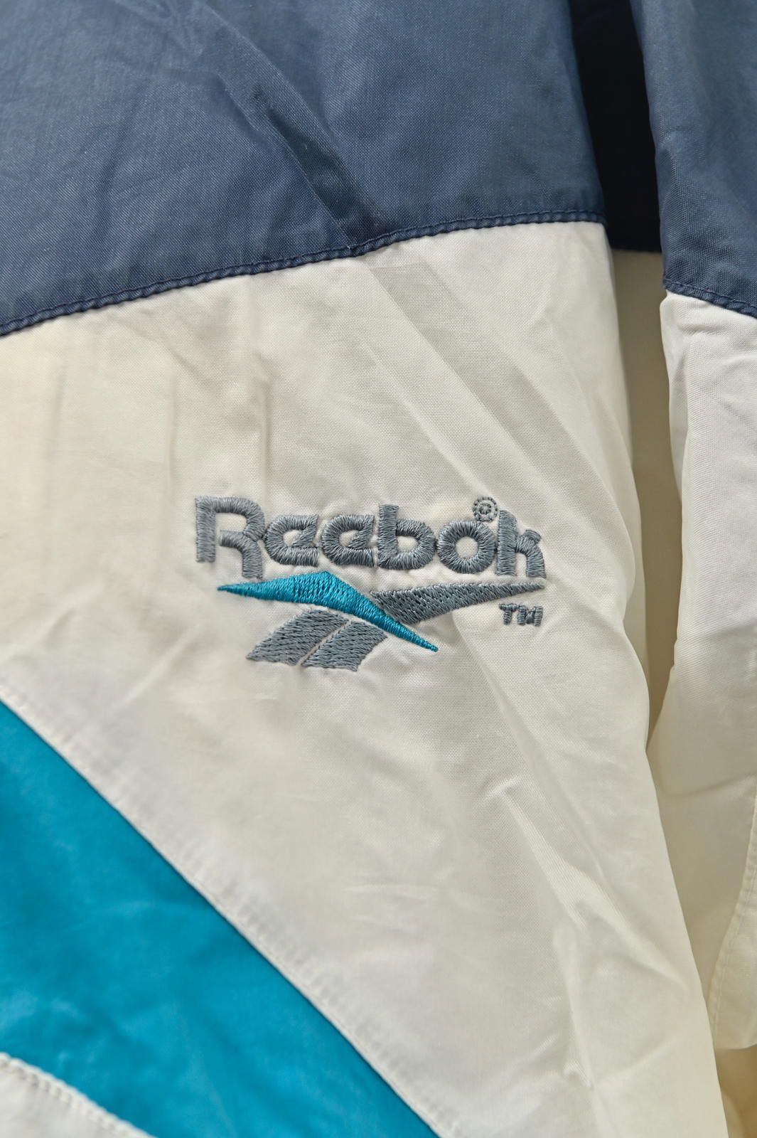 Reebok Reebok Cream Vintage Windbreaker Jacket Mens Size XL Size US XL / EU 56 / 4 - 2 Thumbnail