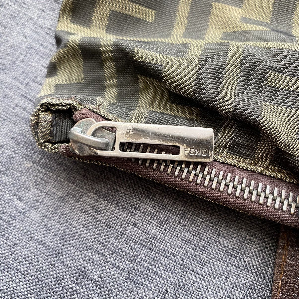 Fendi FENDI Zucca Monogram Tote. Size ONE SIZE - 11 Thumbnail