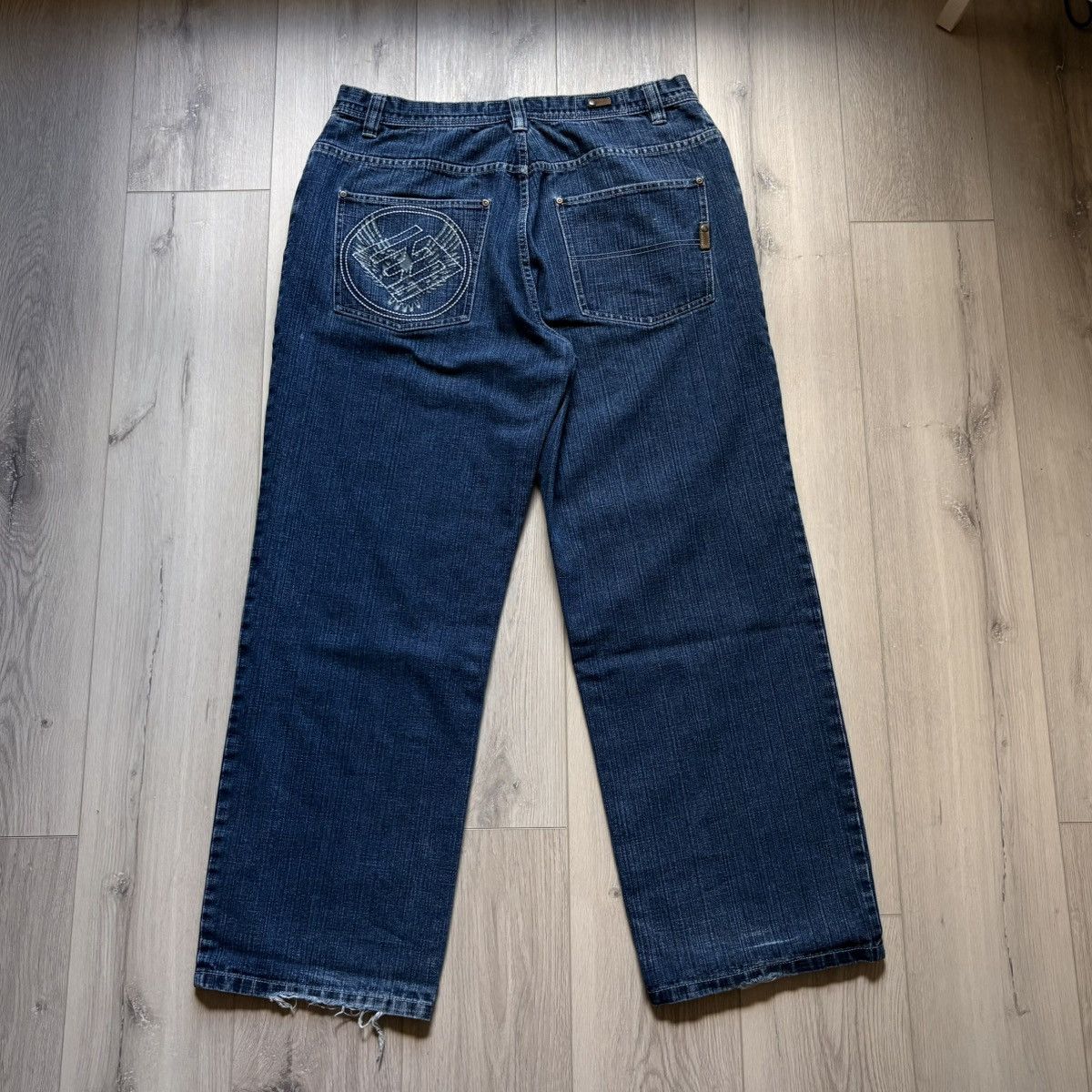 Enyce Y2k baggy enyce jeans with back pocket embroidery Size US 34 / EU 50 - 2 Thumbnail