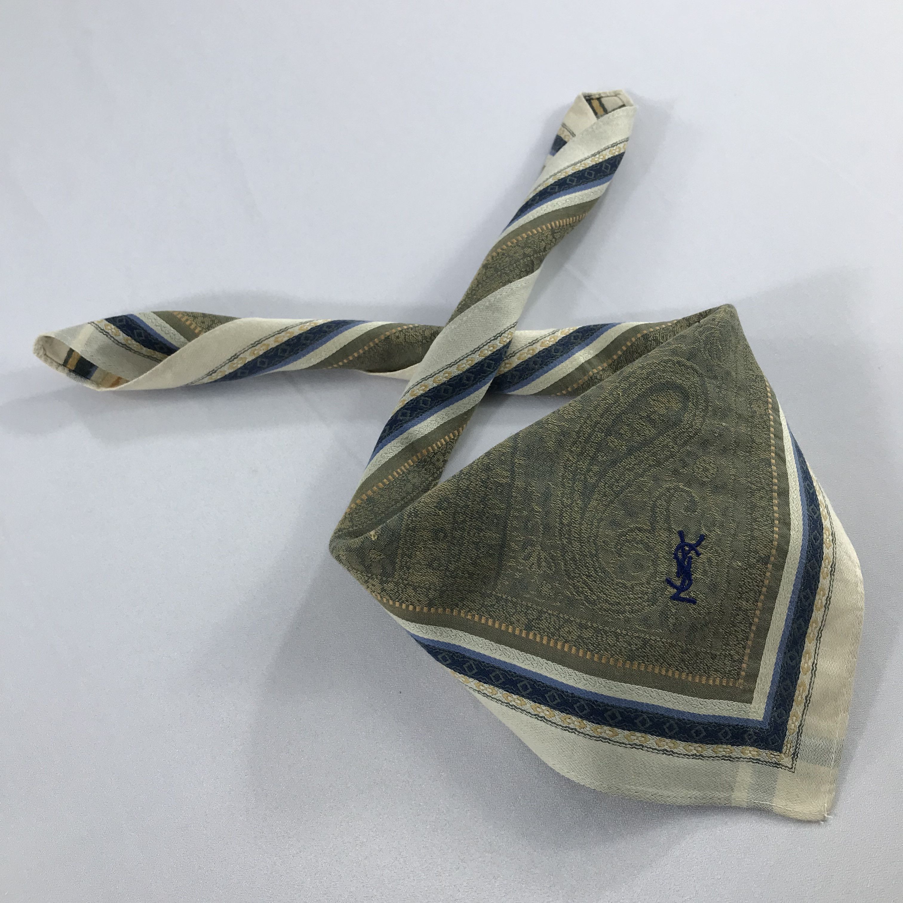 Vintage × Yves Saint Laurent Yves Saint Laurent Bandana / Handkerchief/Neckerchief -S2110 Size ONE SIZE - 4 Thumbnail