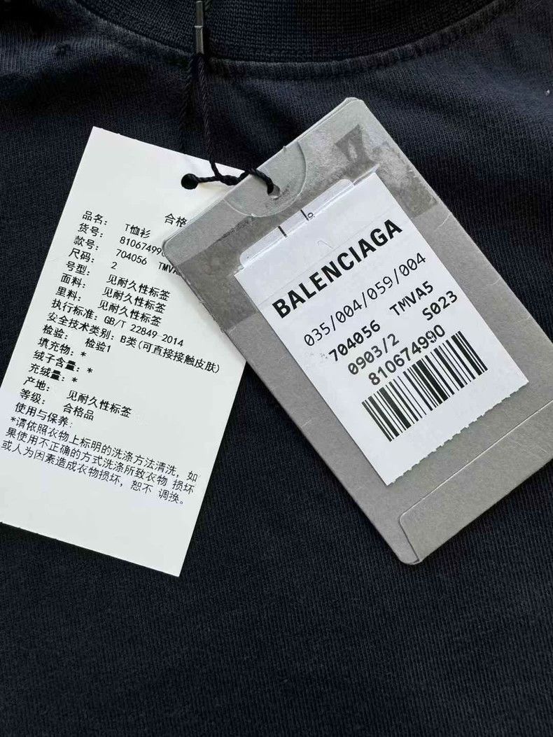 Balenciaga Balenciaga balenciaga black distressed short sleeve tshirt Size US M / EU 48-50 / 2 - 4 Thumbnail
