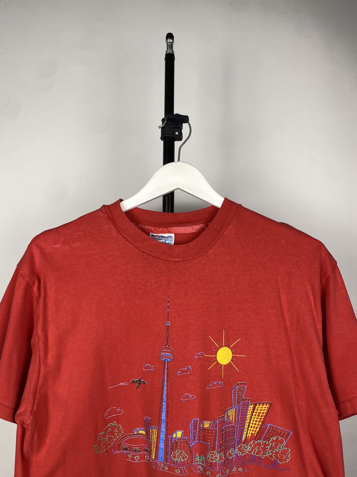 Vintage Vintage 90s Canada Toronto Big Graphic single stitch T-Shirt Size US XL / EU 56 / 4 - 2 Thumbnail