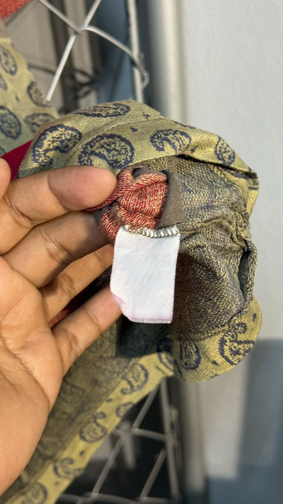 Yves Saint Laurent VINTAGE YVES SAINT LAURENT (YSL) PAISLEY HALF SILK FABRIC Size US S / EU 44-46 / 1 - 9 Thumbnail
