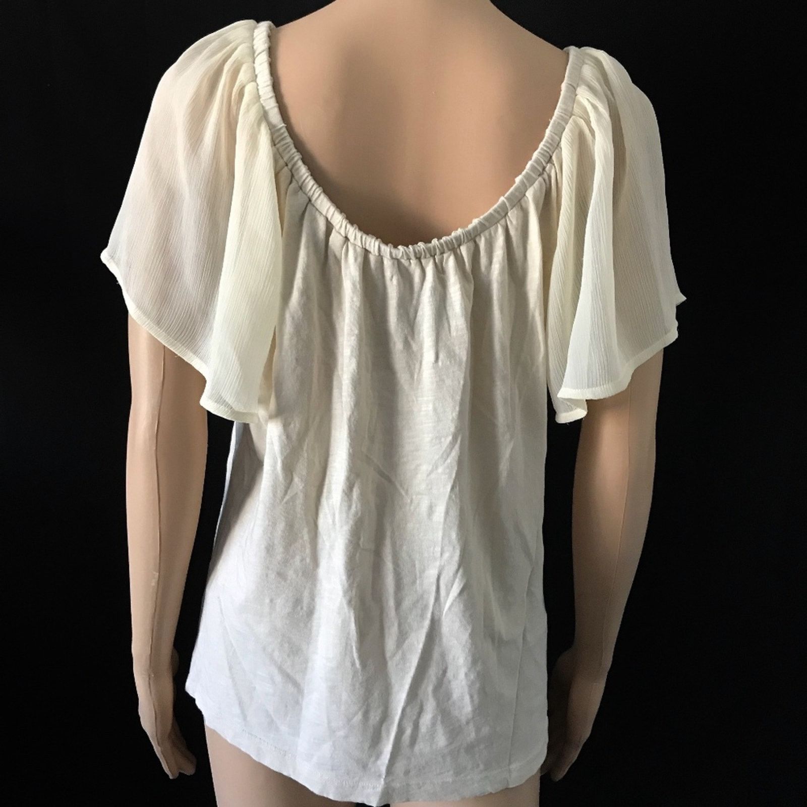 Anthropologie Anthropologie Deletta Cream Beaded Ruffle Sleeve Blouse L Size L / US 10 / IT 46 - 4 Thumbnail