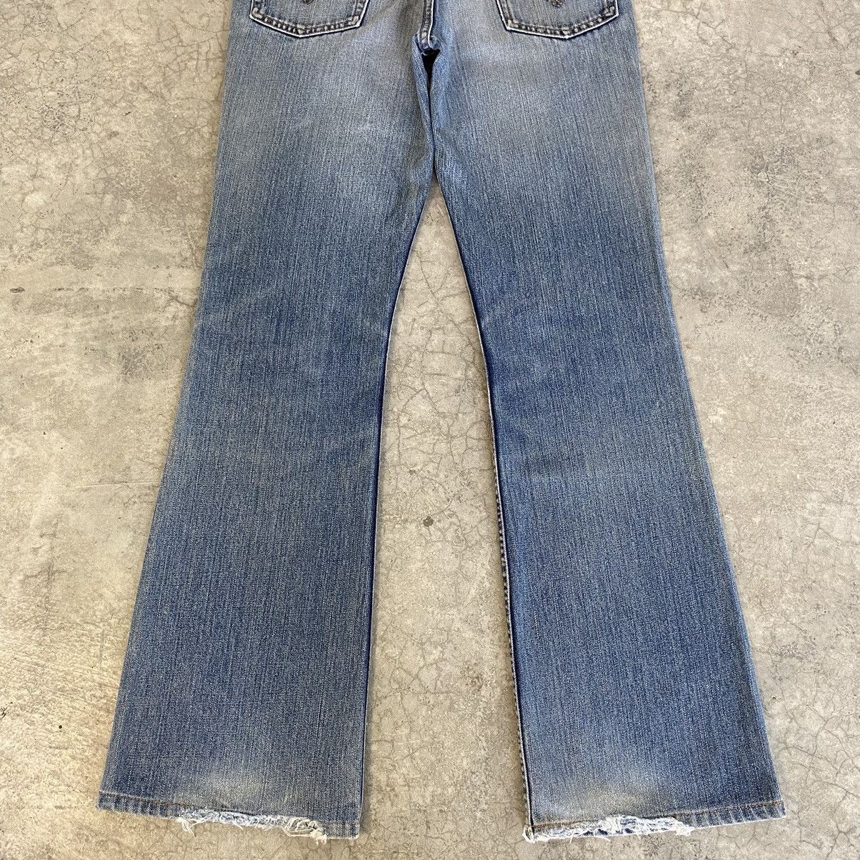 Levi's Vintage Levis 517 Faded Blue Bootcut Flared Jeans Size US 30 / EU 46 - 15 Thumbnail