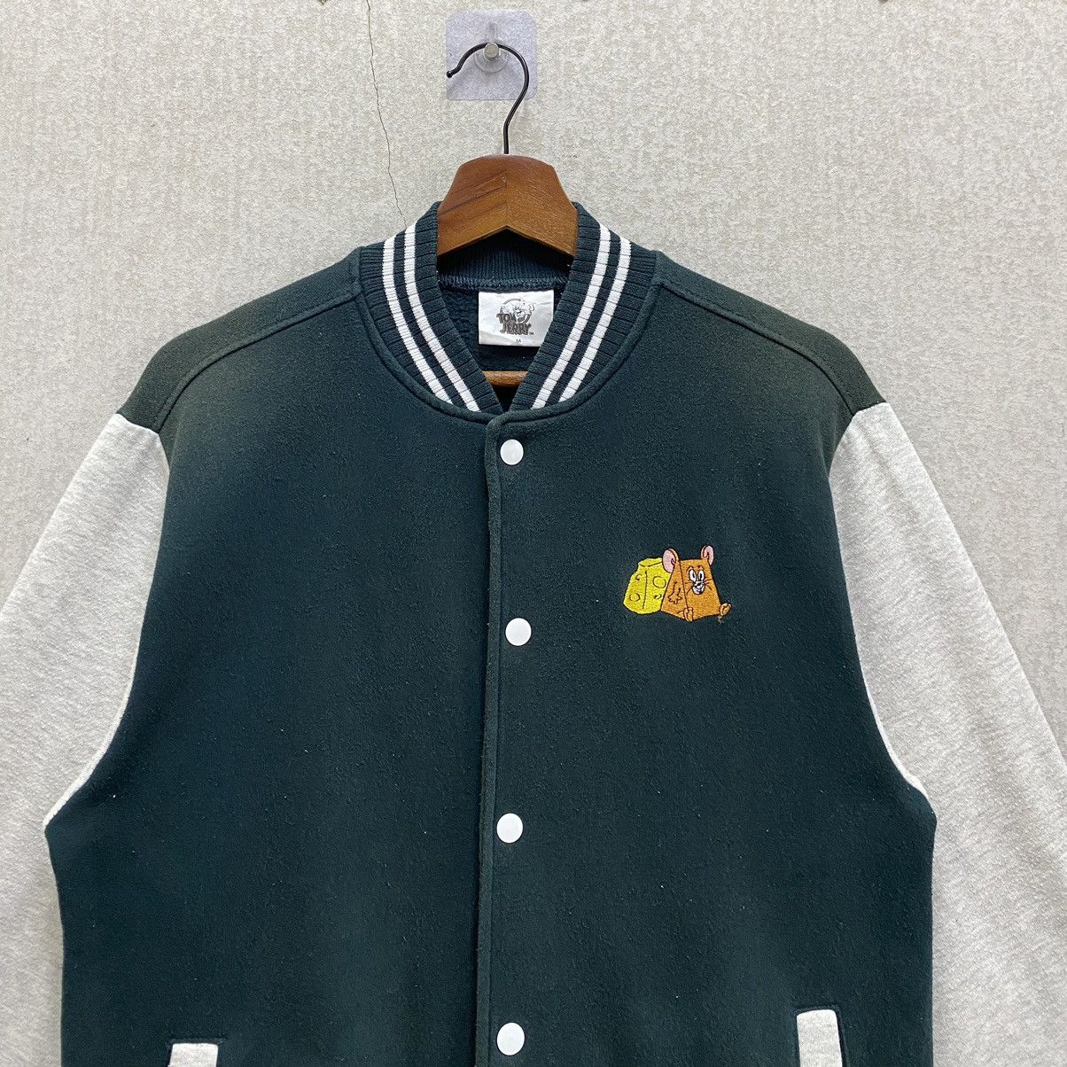 Warner Bros Vintage Tom and Jerry Varsity Jacket Green & Grey Size M Size US M / EU 48-50 / 2 - 6 Thumbnail