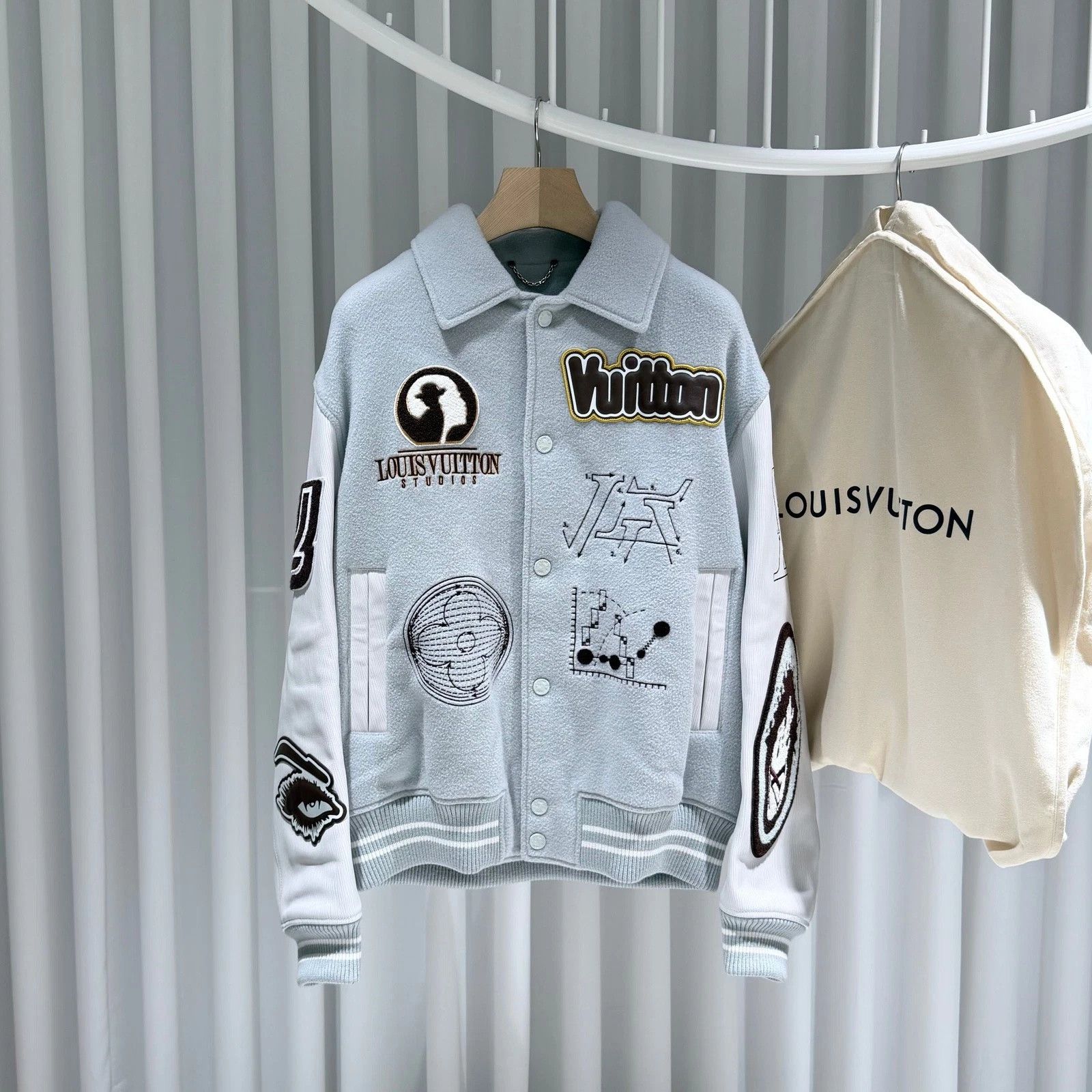 Louis Vuitton Louis Vuitton Bomber jacket Size US L / EU 52-54 / 3 - 1 Thumbnail
