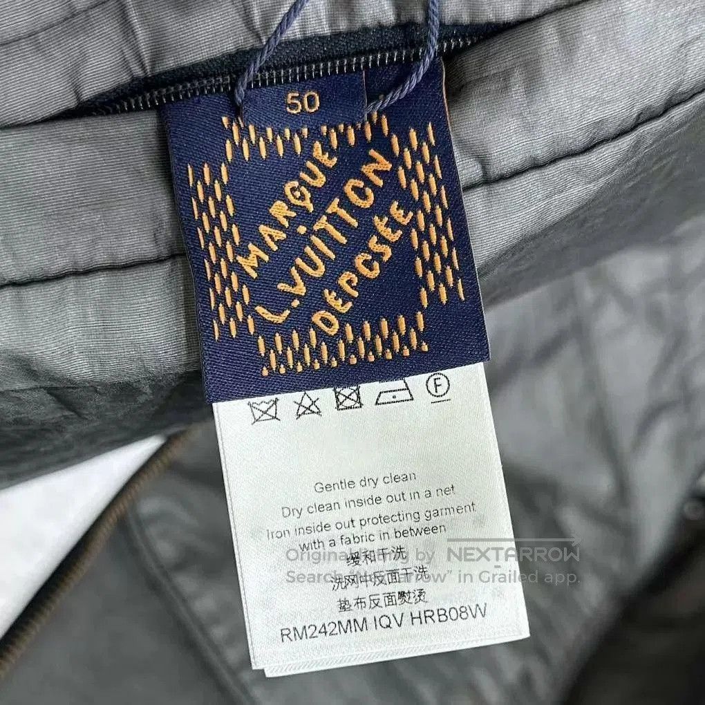 Louis Vuitton Black Embroidered Zip. Size US M / EU 48-50 / 2 - 4 Thumbnail