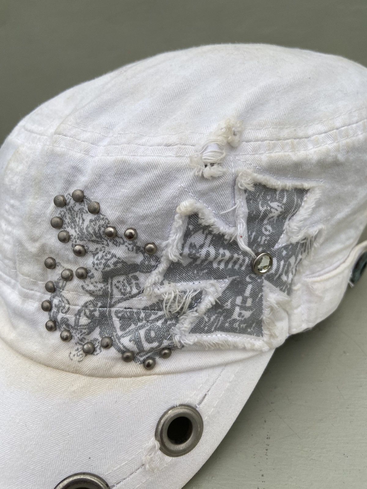 If Six Was Nine 2000s punk studded ifsix patrol hat Size ONE SIZE - 4 Thumbnail
