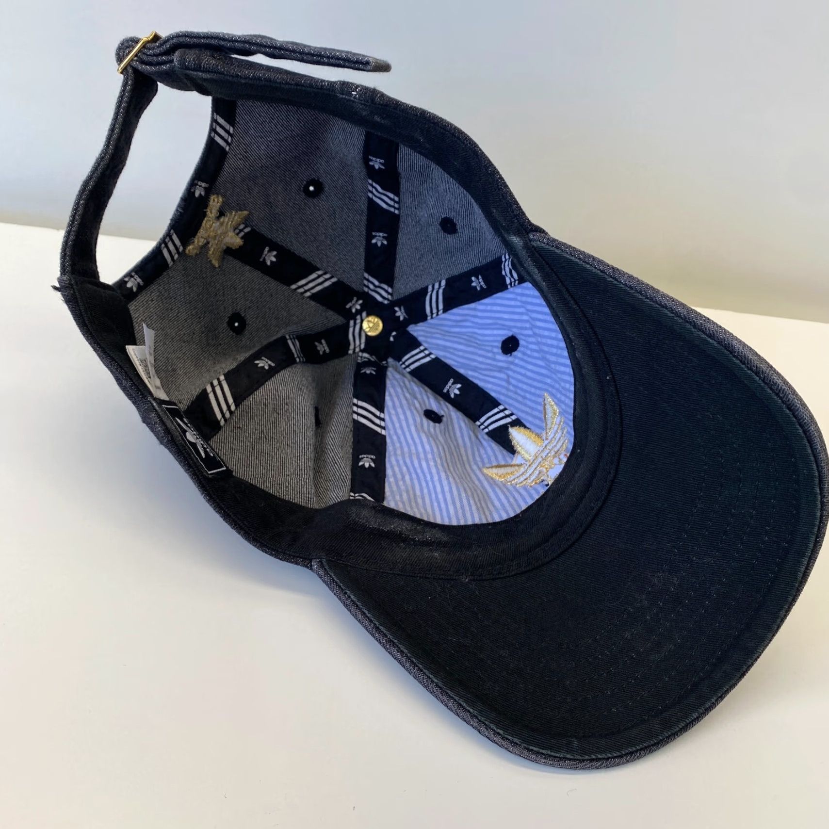 Adidas VINTAGE Adidas Strapback Dad Hat Black Denim Gold Embroidered One Size Casual Size ONE SIZE - 6 Thumbnail