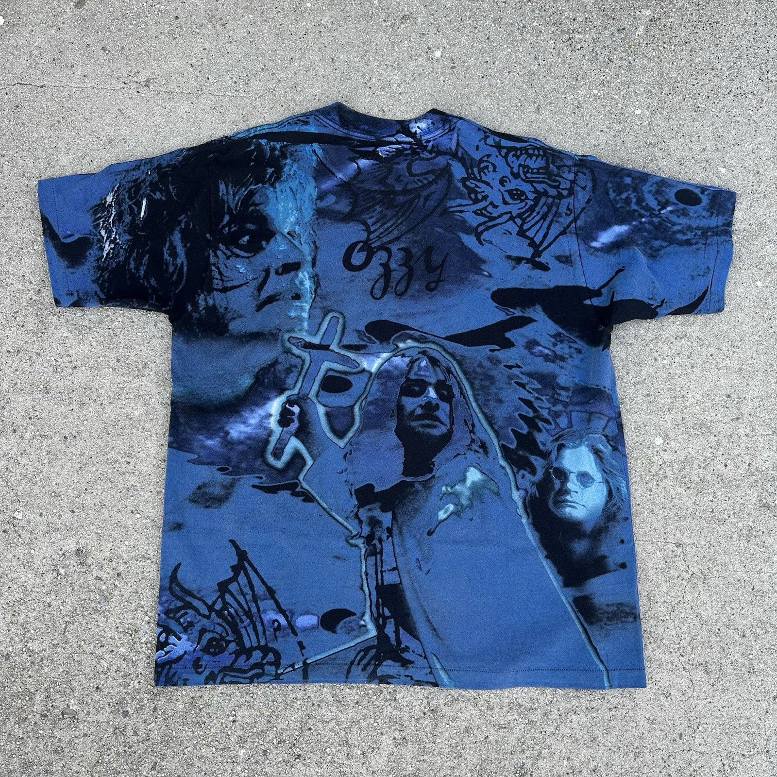 Band Tees × Vintage Vintage 90s Ozzy Osbourne AOP All Over Print Tee Shirt XL Size US XL / EU 56 / 4 - 2 Thumbnail