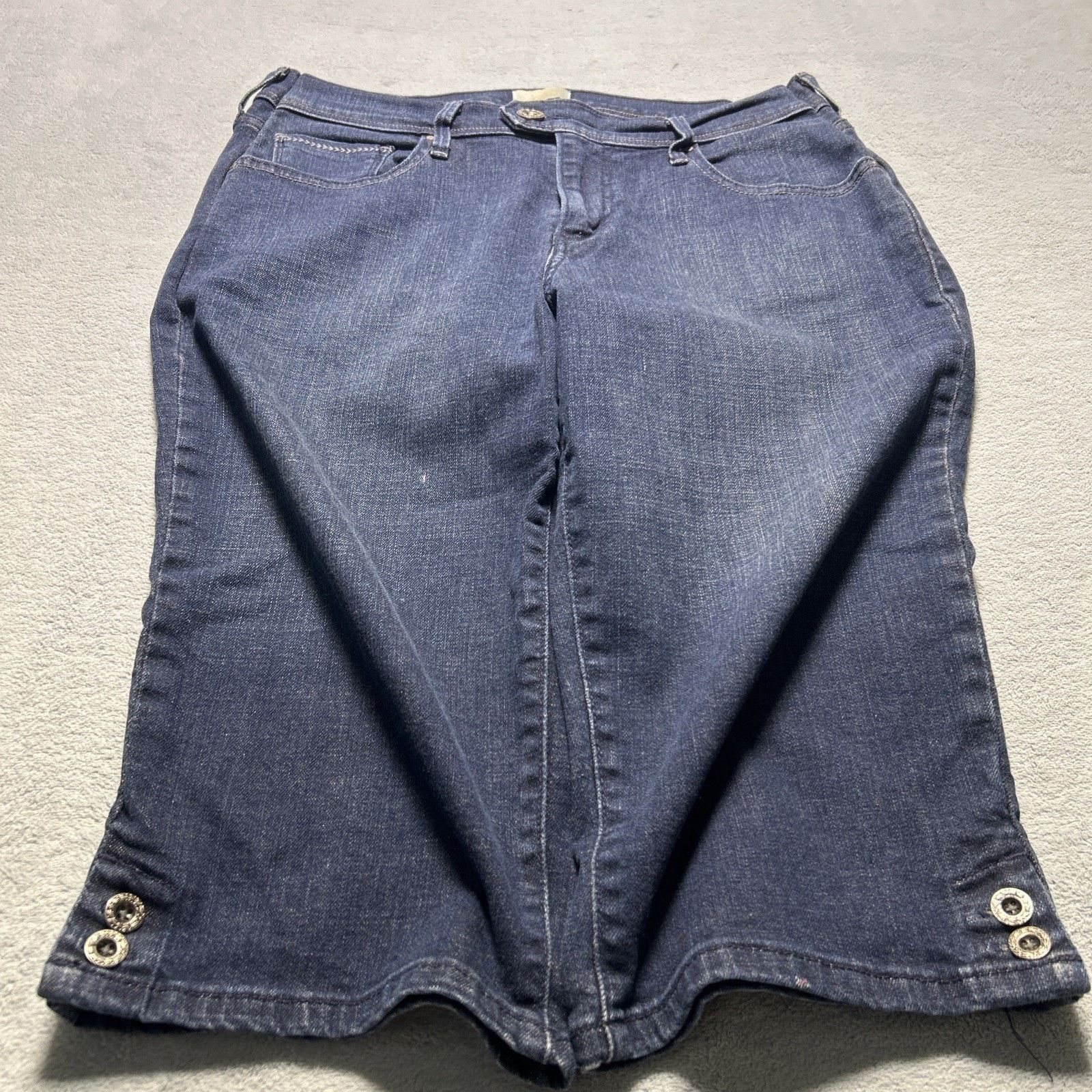 Levi's Levis Baggy Tapered Short Jhorts Women 10 32x15 Capri Button Size 32" / US 10 / IT 46 - 11 Thumbnail