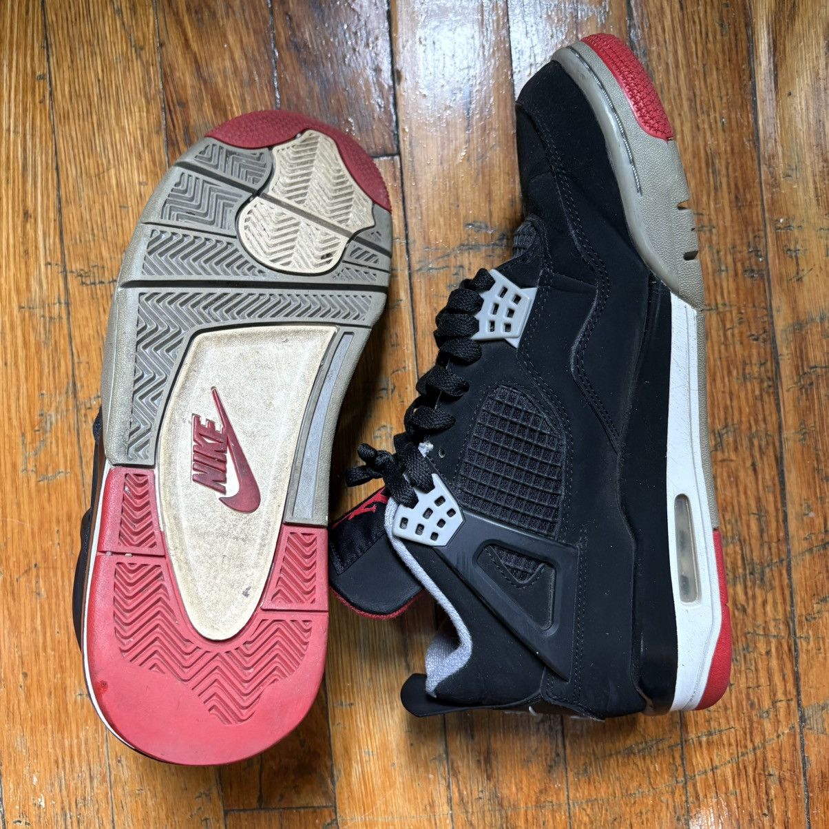 Jordan Brand Air Jordan 4 Retro OG Bred 2019 SIZE 8.5 Black (NO BOX) Size US 8.5 / EU 41-42 - 5 Thumbnail