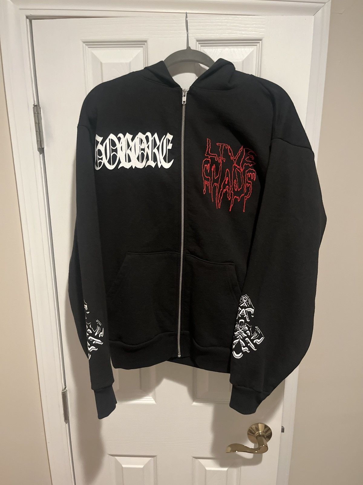Ken Carson Ken Carson a great chaos tour hoodie Size US L / EU 52-54 / 3 - 1 Thumbnail