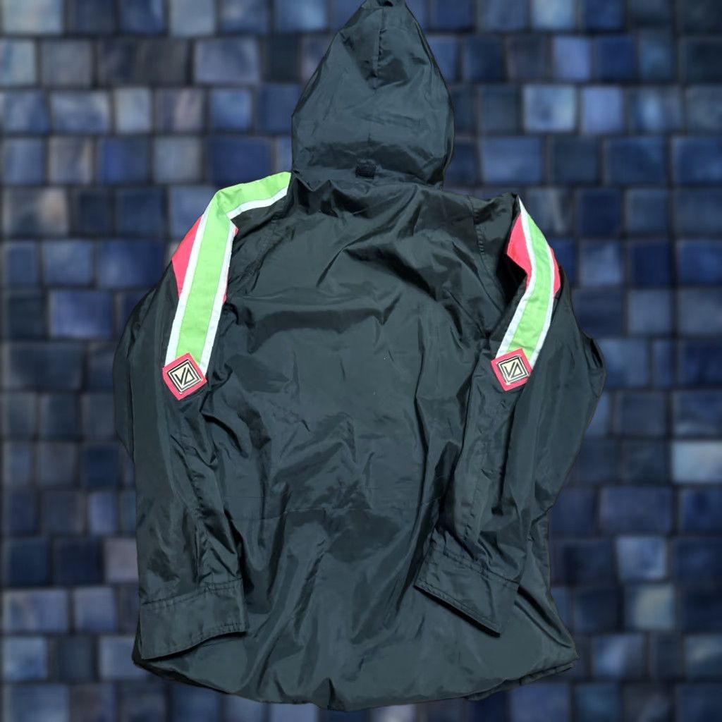 Vintage VINTAGE Valley Sun Valley Ski Jacket Men XL Black Distressed Parka Skiing Men Size US XL / EU 56 / 4 - 1 Thumbnail