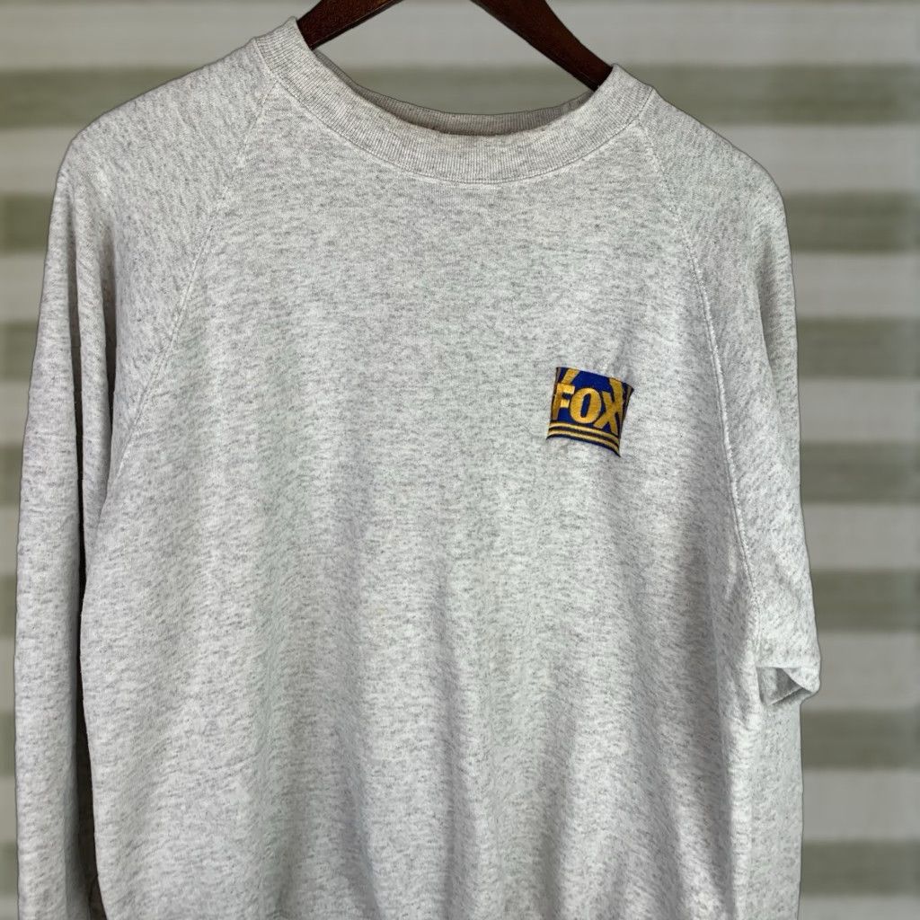 Vintage VINTAGE Santee Sweatshirt Crew Neck XL Gray Size US XL / EU 56 / 4 - 1 Thumbnail