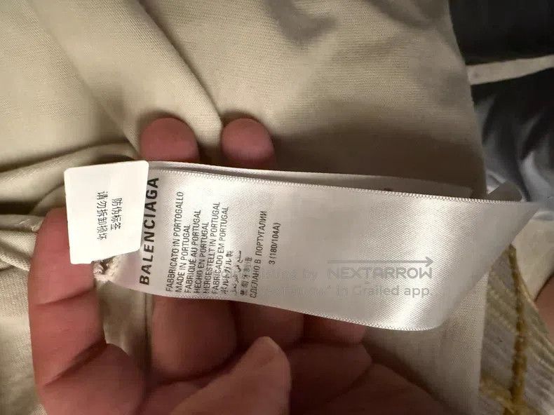Balenciaga Balenciaga White Full Logo Short Sleeve T-Shirt Size US L / EU 52-54 / 3 - 5 Thumbnail