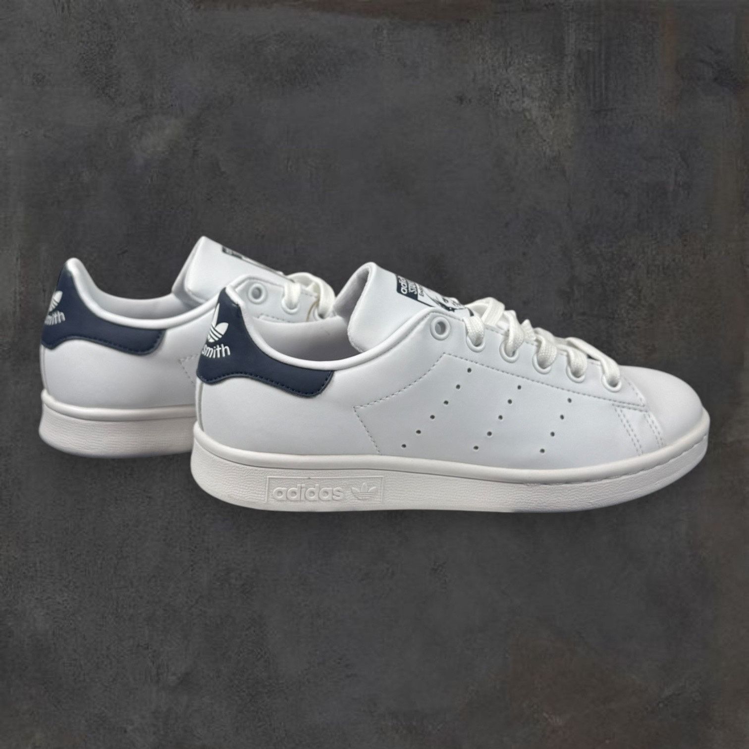 Adidas Adidas Originals Stan Smith White Navy Men's US 5 NWT NIB Size US 5 / EU 37 - 6 Thumbnail