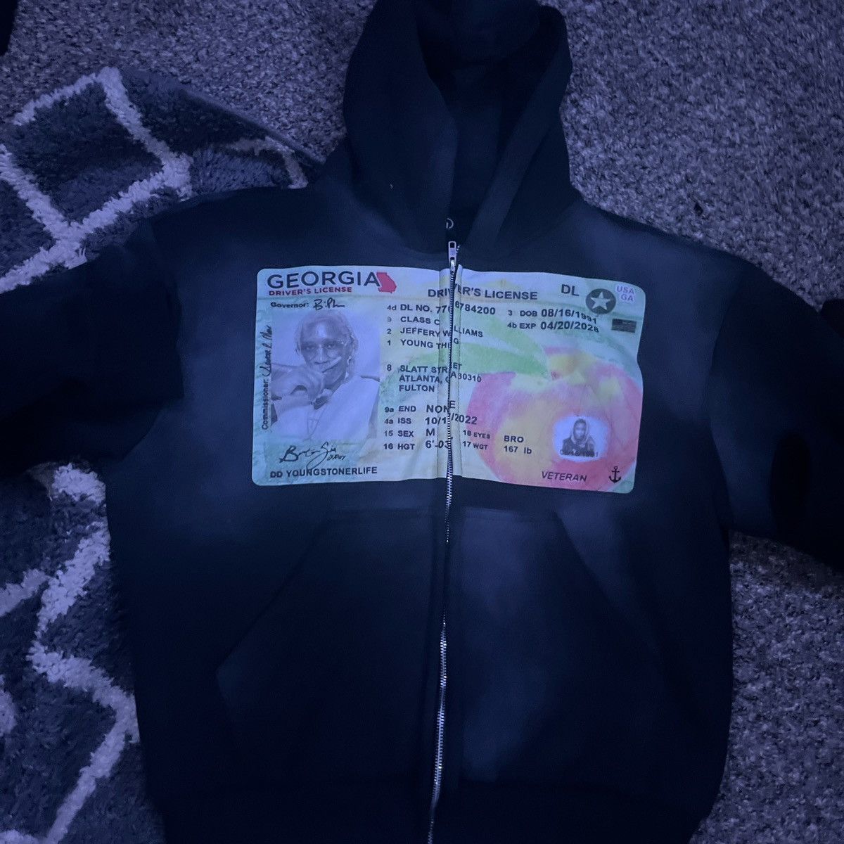 Gouge worldwide black zip up