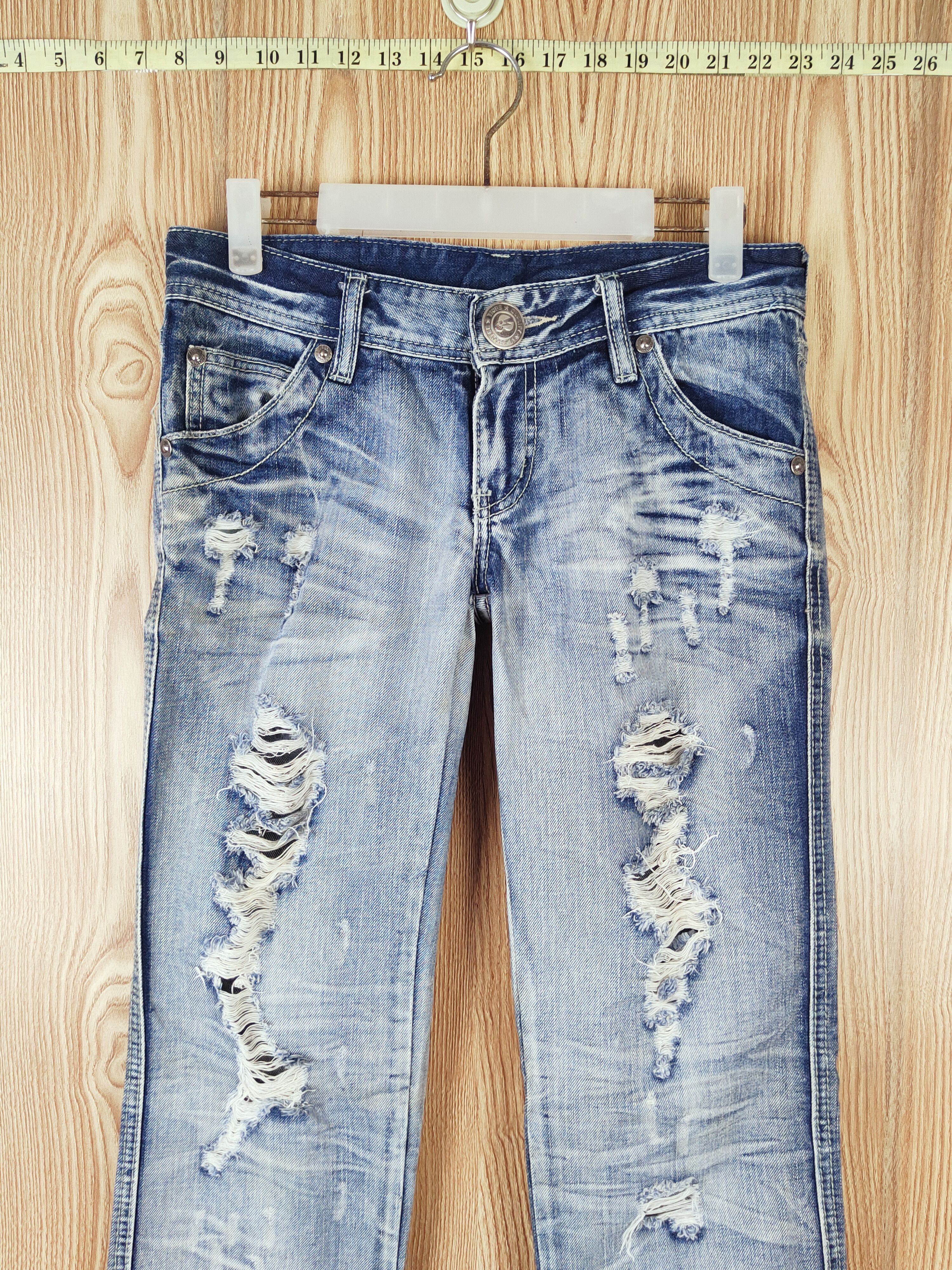 Japanese Brand × Vintage VINTAGE 💥 SP RAY Tribe Blue Distressed Ripped Jeans Size 30" / US 8 / IT 44 - 2 Thumbnail