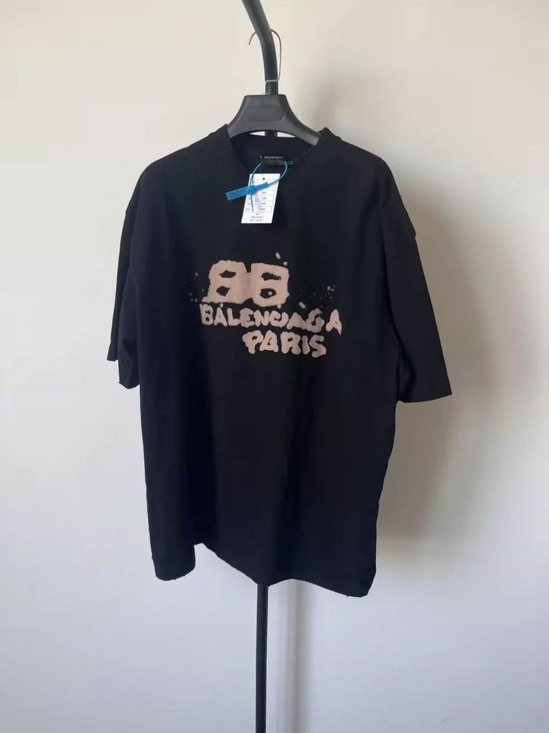 Balenciaga Balenciaga Letter Print Crewneck Short Sleeve T-Shirt Regu Size US L / EU 52-54 / 3 - 1 Thumbnail