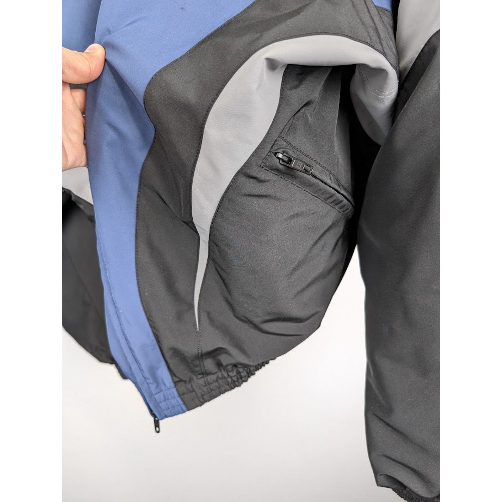 o1rshd1 Off Shoulder Tracksuit in Black