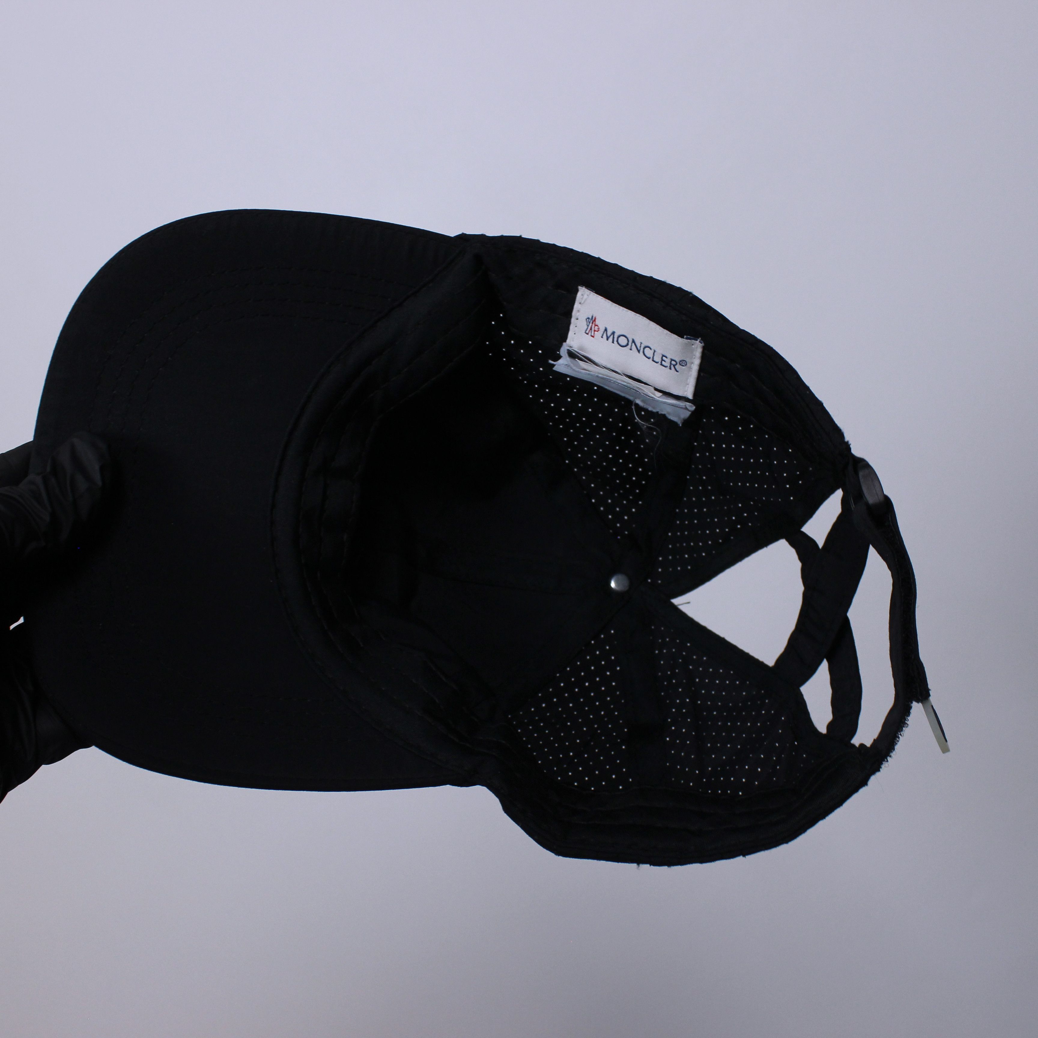 Moncler Moncler cap hat one size black rare logo Size ONE SIZE - 7 Thumbnail