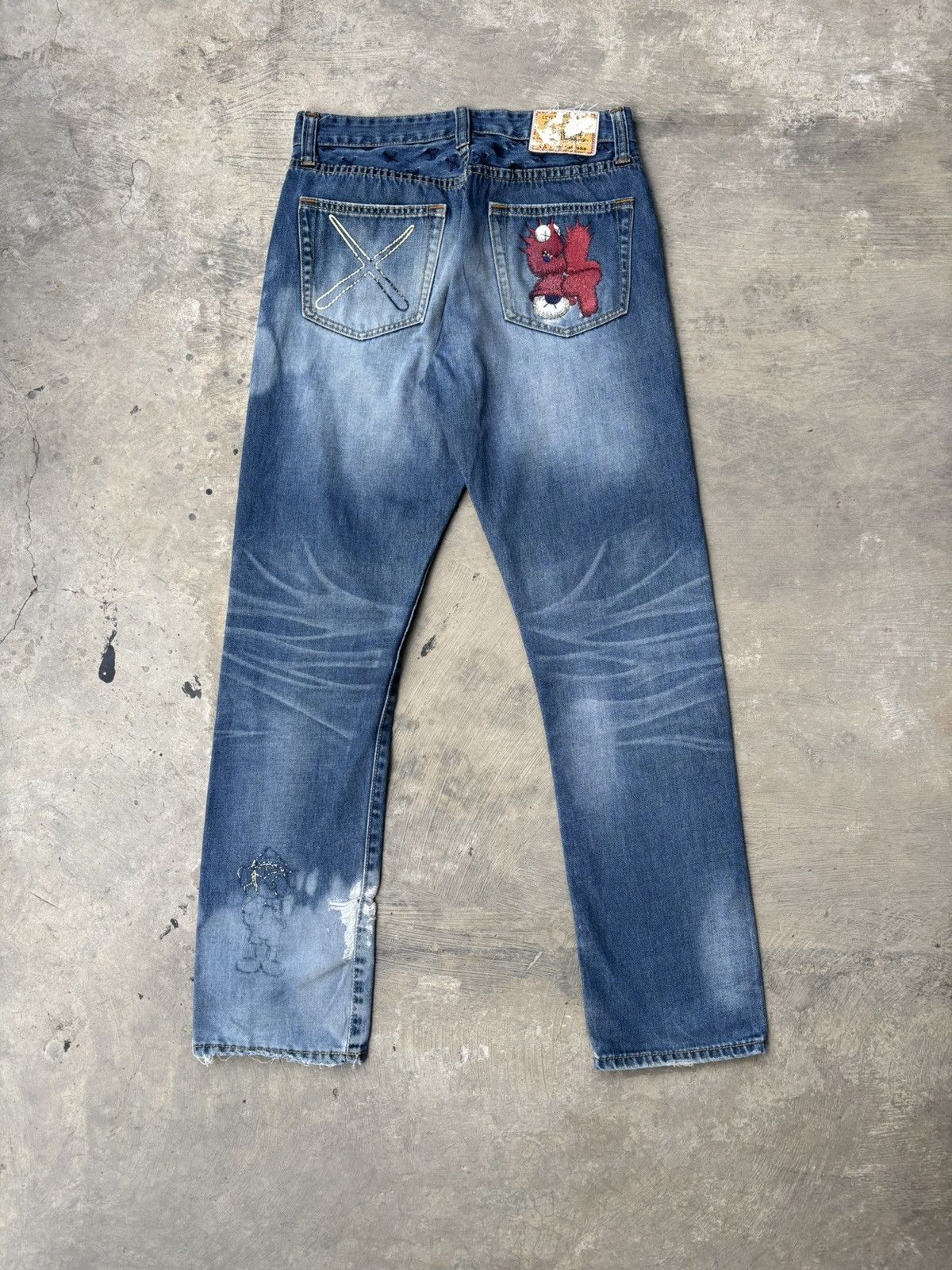 Levi's kawsデニム Kaws × Levi's × Original Fake Levi's x Original Fake (KAWS) 2009