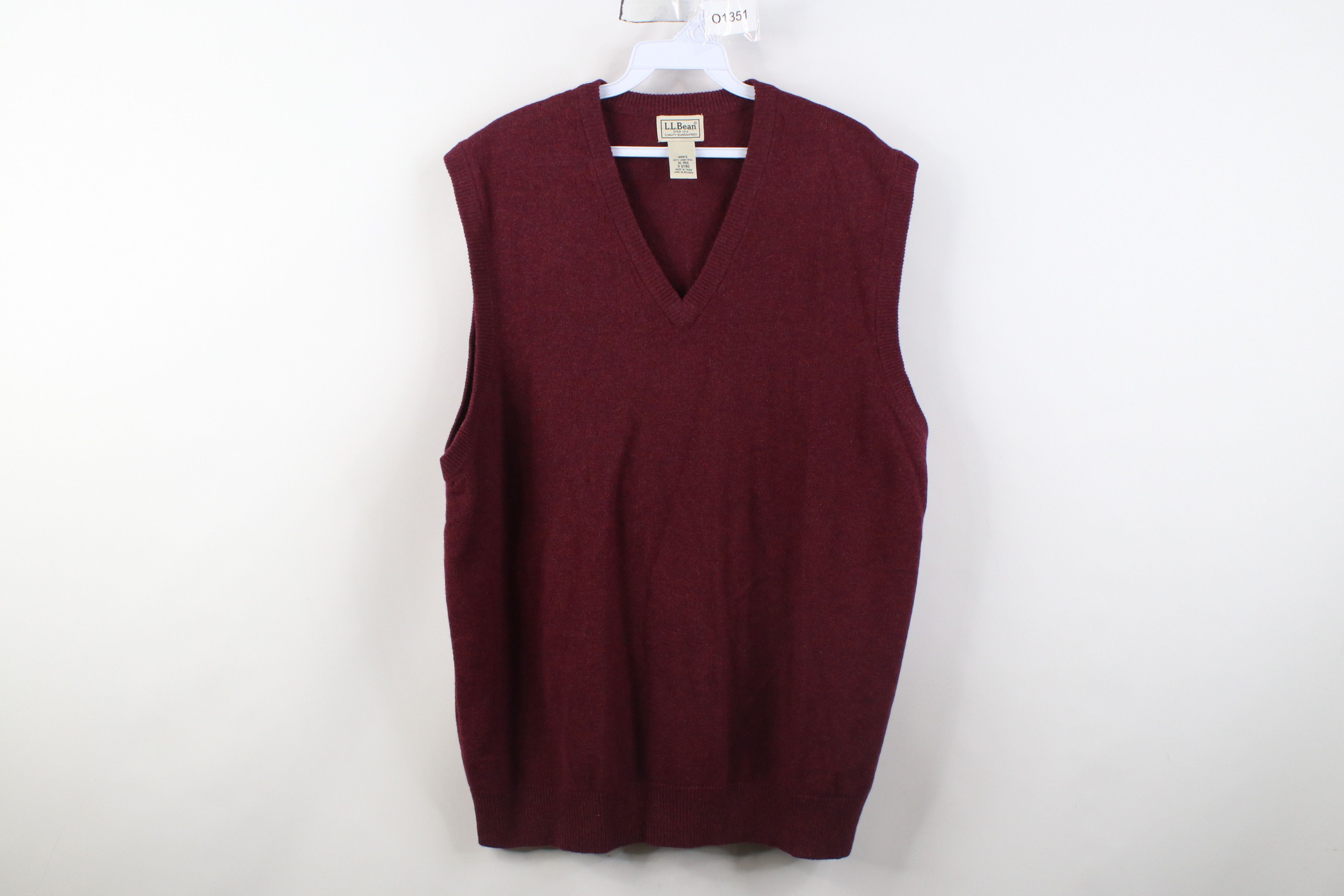 L.L. Bean Vintage 90s LL Bean Fleck Lambswool Knit V-Neck Sweater Vest Size US XL / EU 56 / 4 - 1 Thumbnail