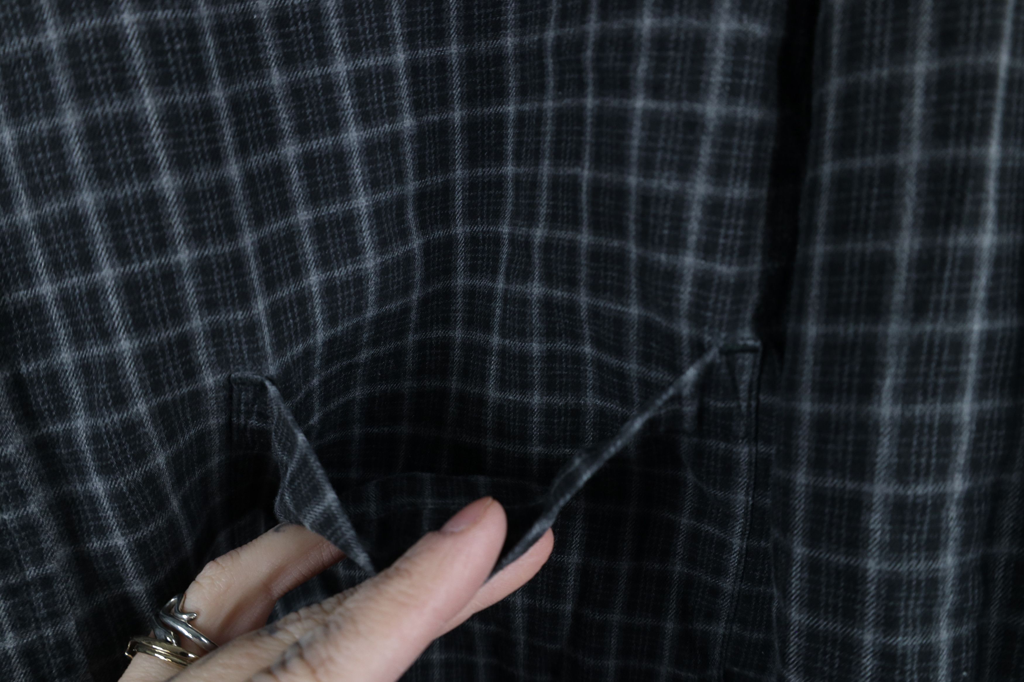 Eddie Bauer × Vintage Vintage 90s Eddie Bauer Lightweight Collared Button Shirt Size US L / EU 52-54 / 3 - 6 Thumbnail