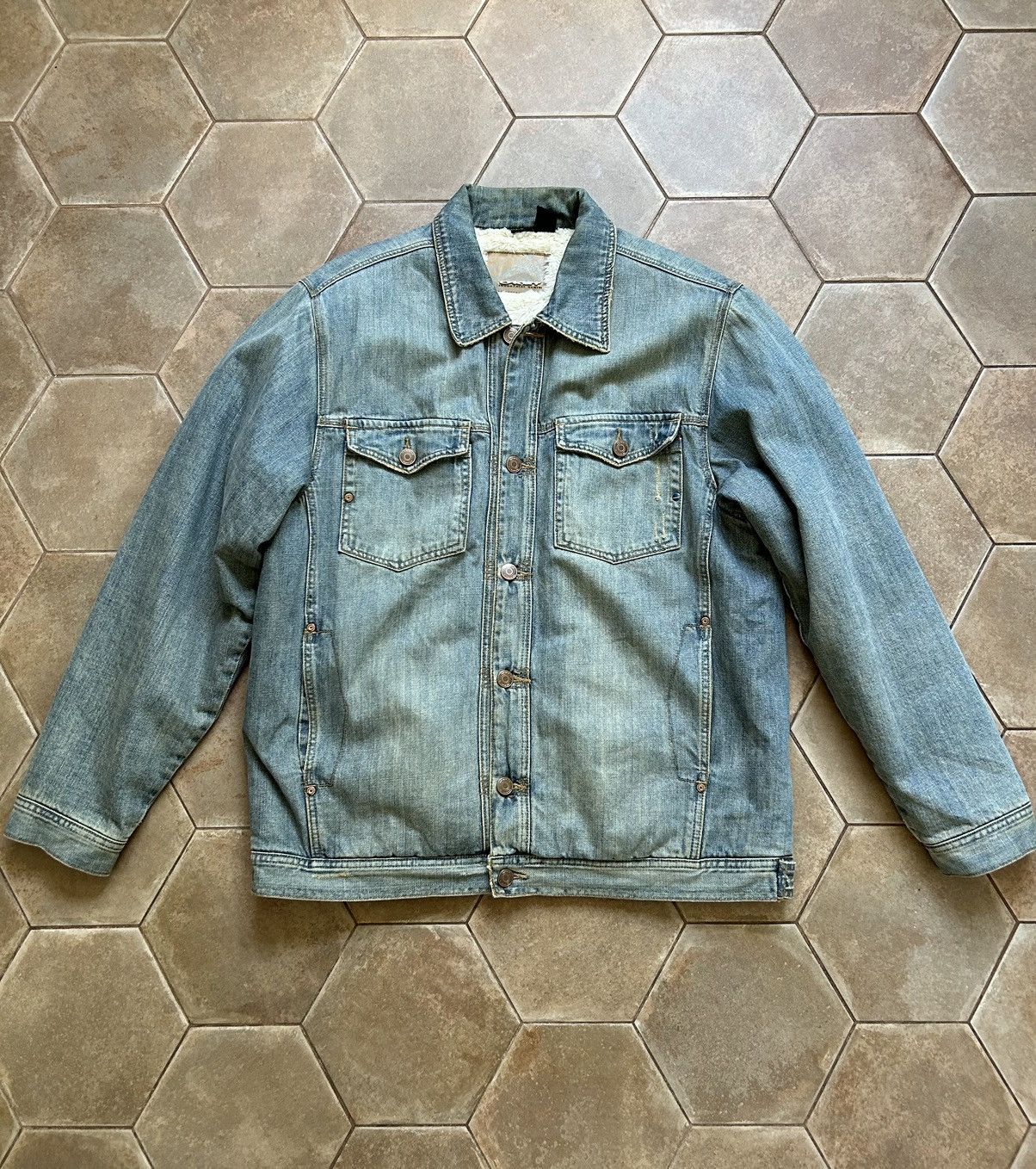 Oakley Vintage Oakley Sherpa Denim Jacket Trucker Lined Size US L / EU 52-54 / 3 - 1 Thumbnail