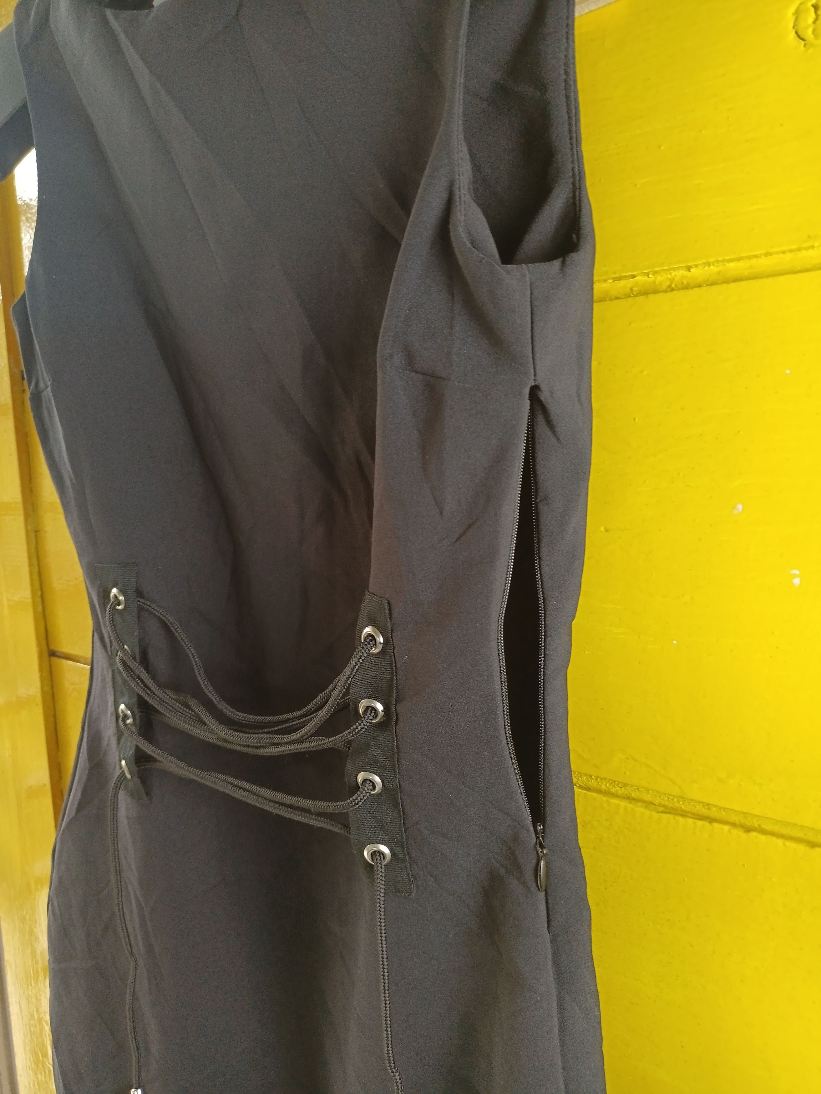 Divided × H&M × Japanese Brand DIVIDED H&M Black Dress Sleeve less Size XS / US 0-2 / IT 36-38 - 13 Thumbnail