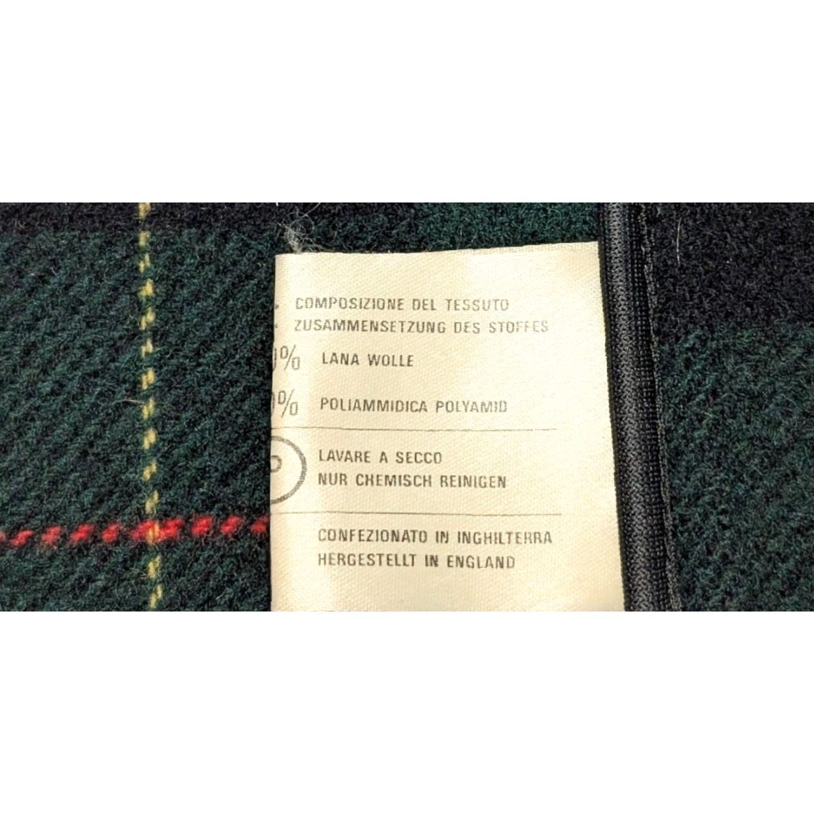 Brooks Brothers VINTAGE Brooks Brothers overcoat Coat Navy 3XL Wool England Men Vintage Chest 29" Length 37" Arm 25" 52-54 Solid Wool Pattern 80% Fabric duffle button Size US XXL / EU 58 / 5 - 6 Thumbnail