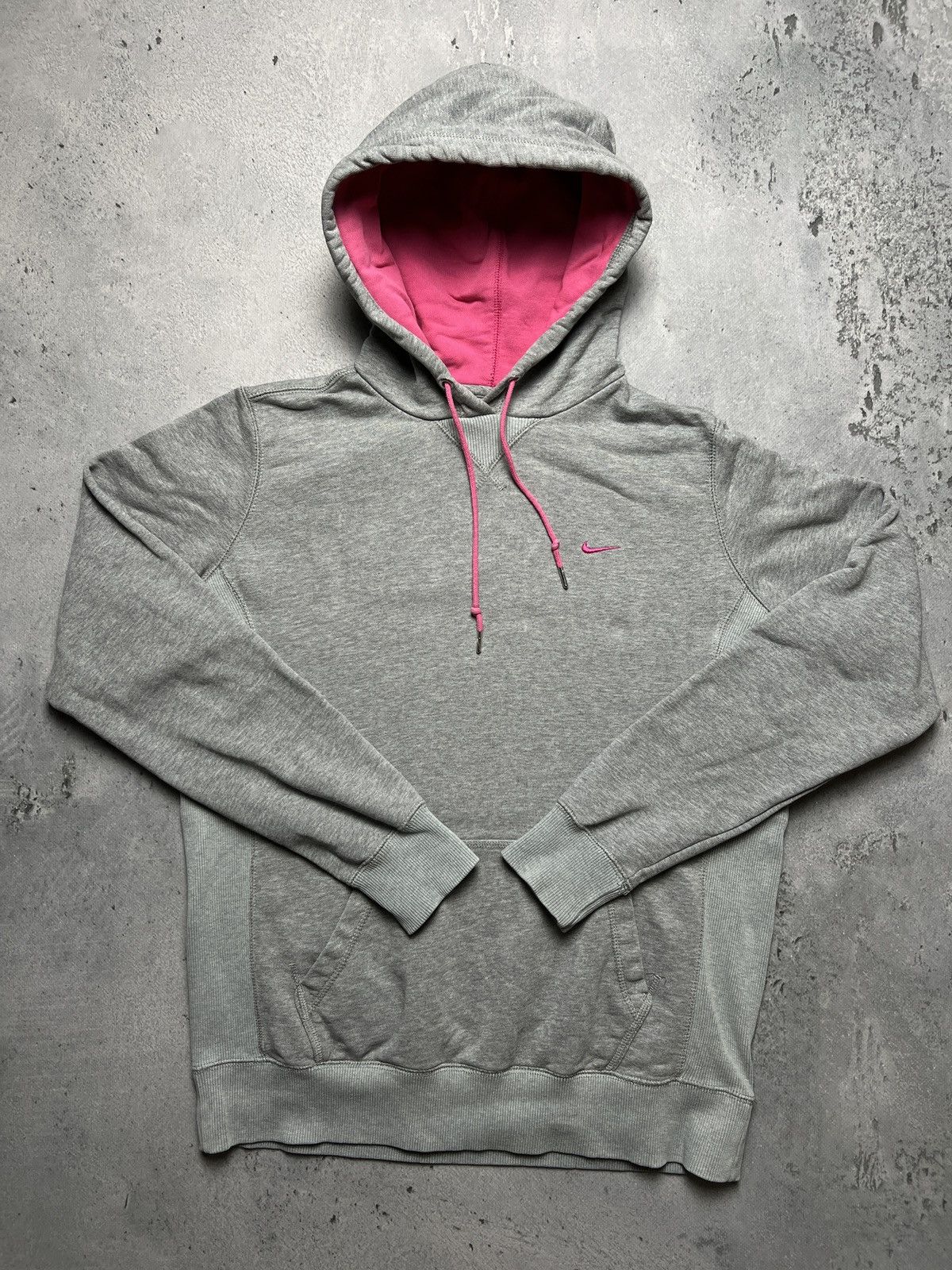 Nike Hoodie Nike Vintage center logo swoosh hype fit Travis Style Size L / US 10 / IT 46 - 2 Thumbnail
