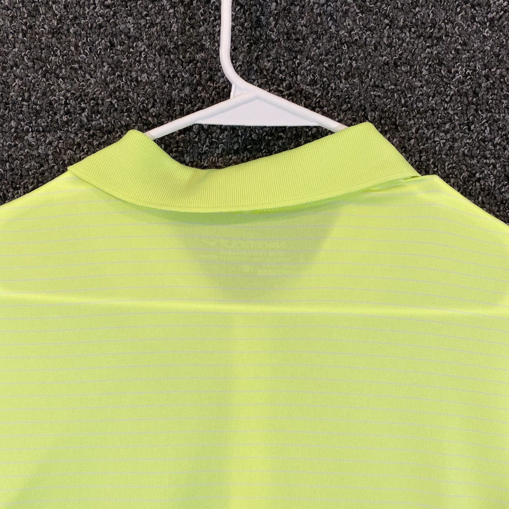 Nike NIKE Polo Shirt Men XL Neon Green Tour Performance Dri-Fit Short Sleeve Polo Size US XL / EU 56 / 4 - 6 Thumbnail