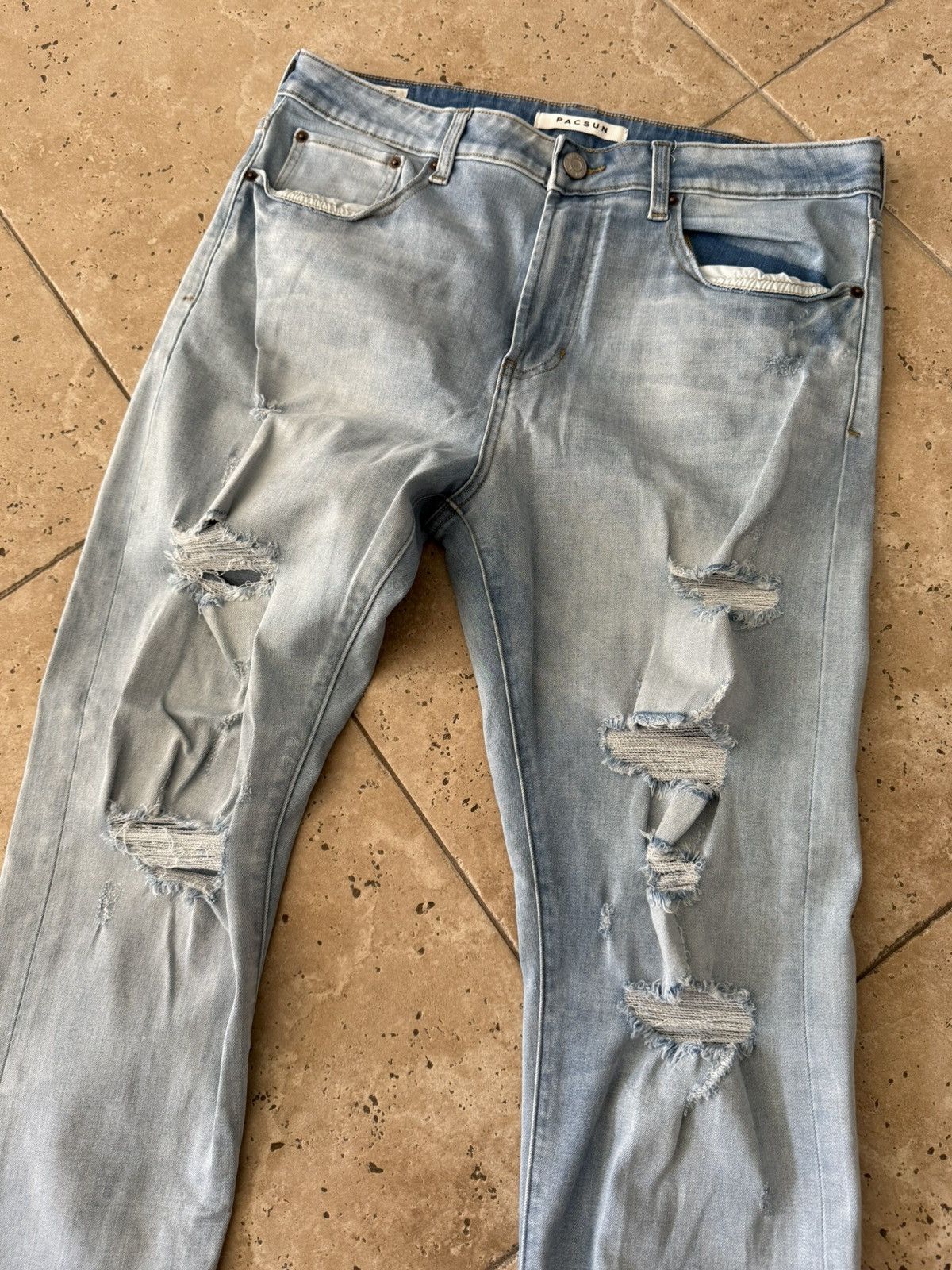 Pacsun Pacsun Slim Taper Ripped Jeans Size US 32 / EU 48 - 2 Thumbnail