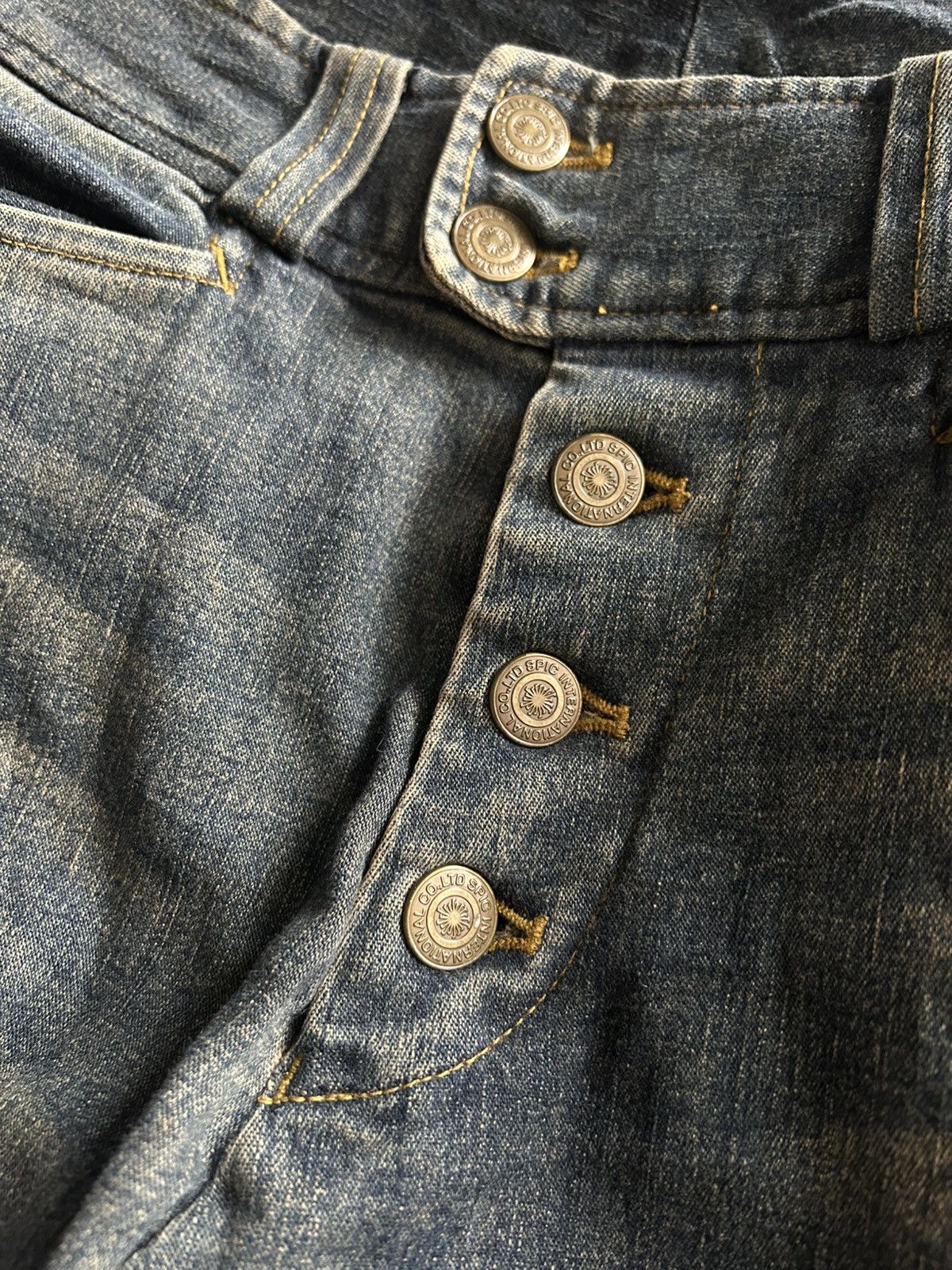 Tornado Mart SUPER FLARED ROCKSTAR TORNADO MART JEANS Size US 31 - 10 Thumbnail