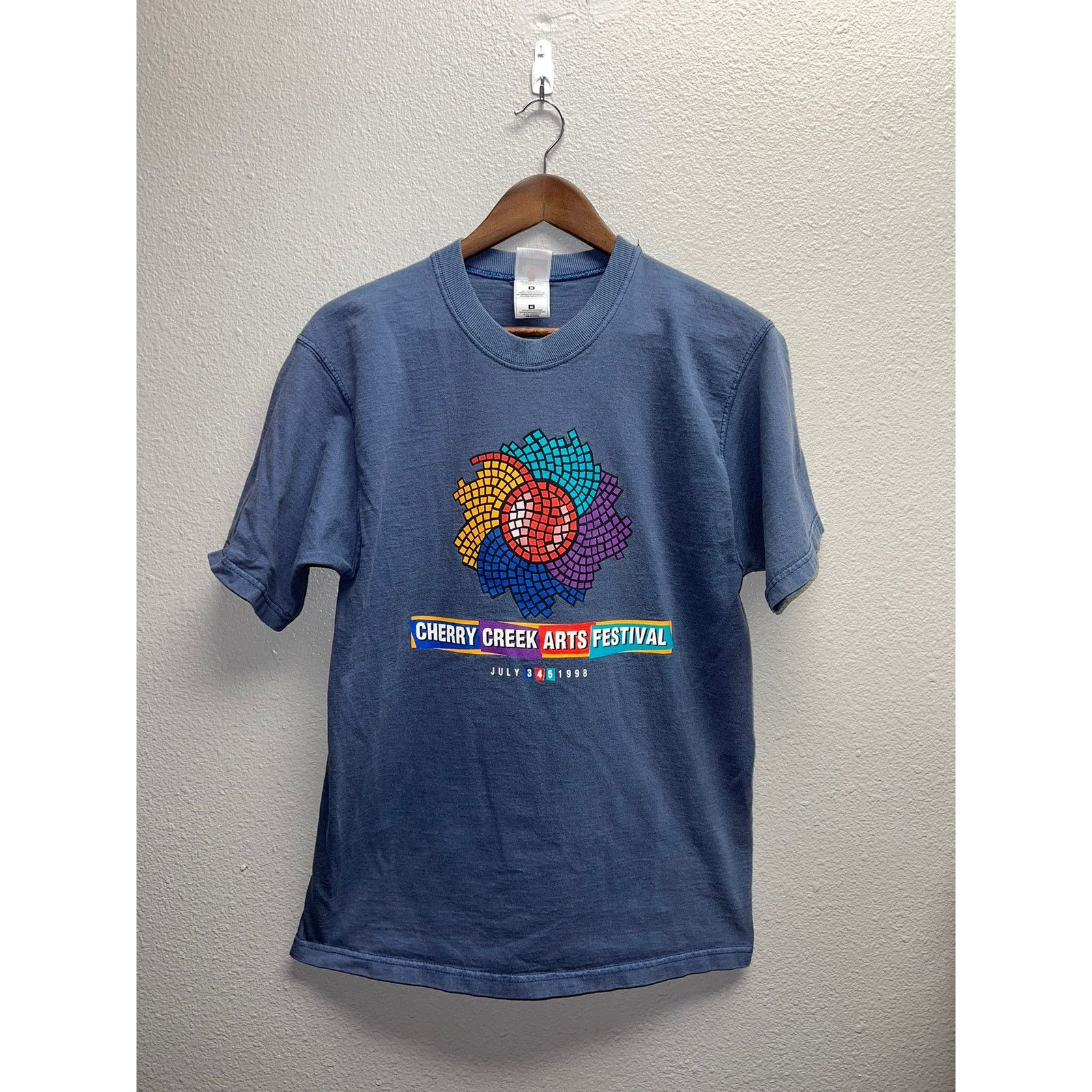 Fruit Of The Loom Vintage Cherry Creek Shirt Arts Festival Blue Art Tee 90s M Size US M / EU 48-50 / 2 - 1 Thumbnail