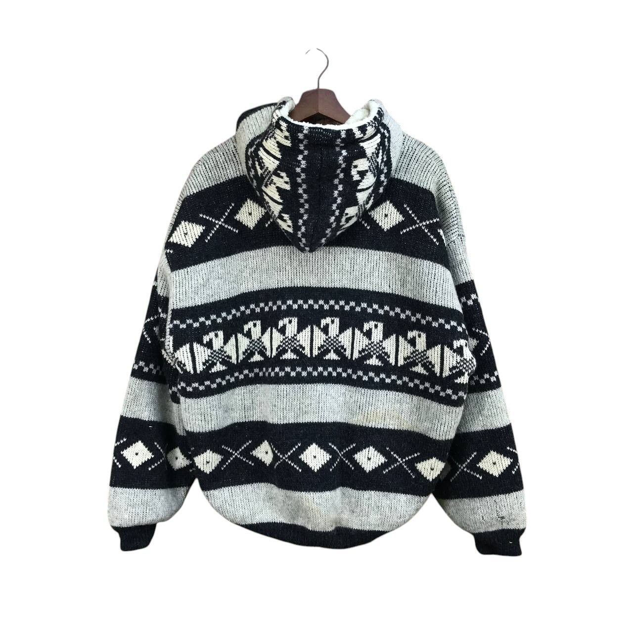 Vintage VINTAGE SABRINA JAPAN NAVAJO AZTEC THICK HOODIE SHERPA Size US L / EU 52-54 / 3 - 5 Thumbnail