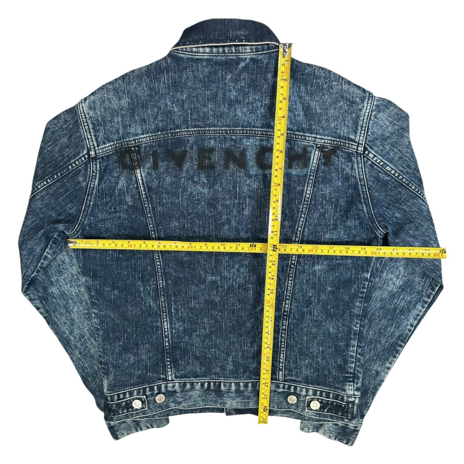 Givenchy Givenchy Size M Denim Jacket Acid Wash Deep Blue Logo Spray Size US S / EU 44-46 / 1 - 3 Thumbnail