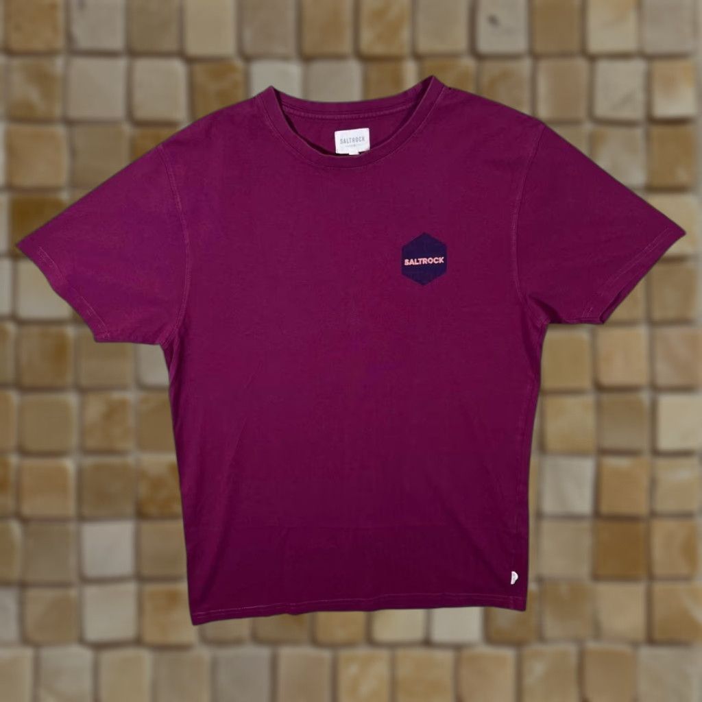 Vintage Saltrock Classic Spellout Surfer Burgundy Red Graphic T-Shirt Medium Men Short Sleeve Round Neck Cotton Graphic Print Front Back Size US M / EU 48-50 / 2 - 1 Thumbnail