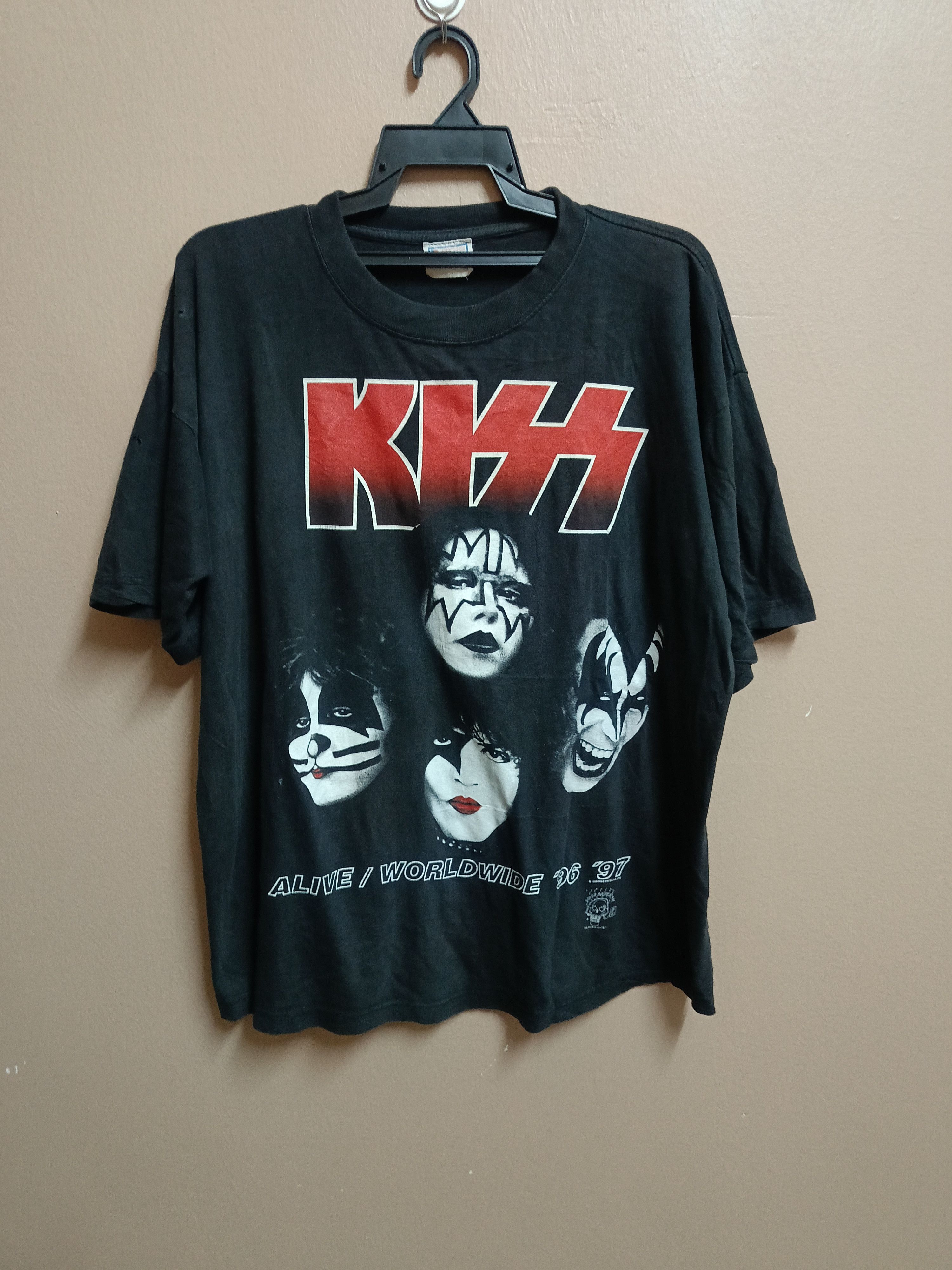 Band Tees Vtg 90s Kiss Alive Worldwide Tour shirt Size US M / EU 48-50 / 2 - 1 Thumbnail